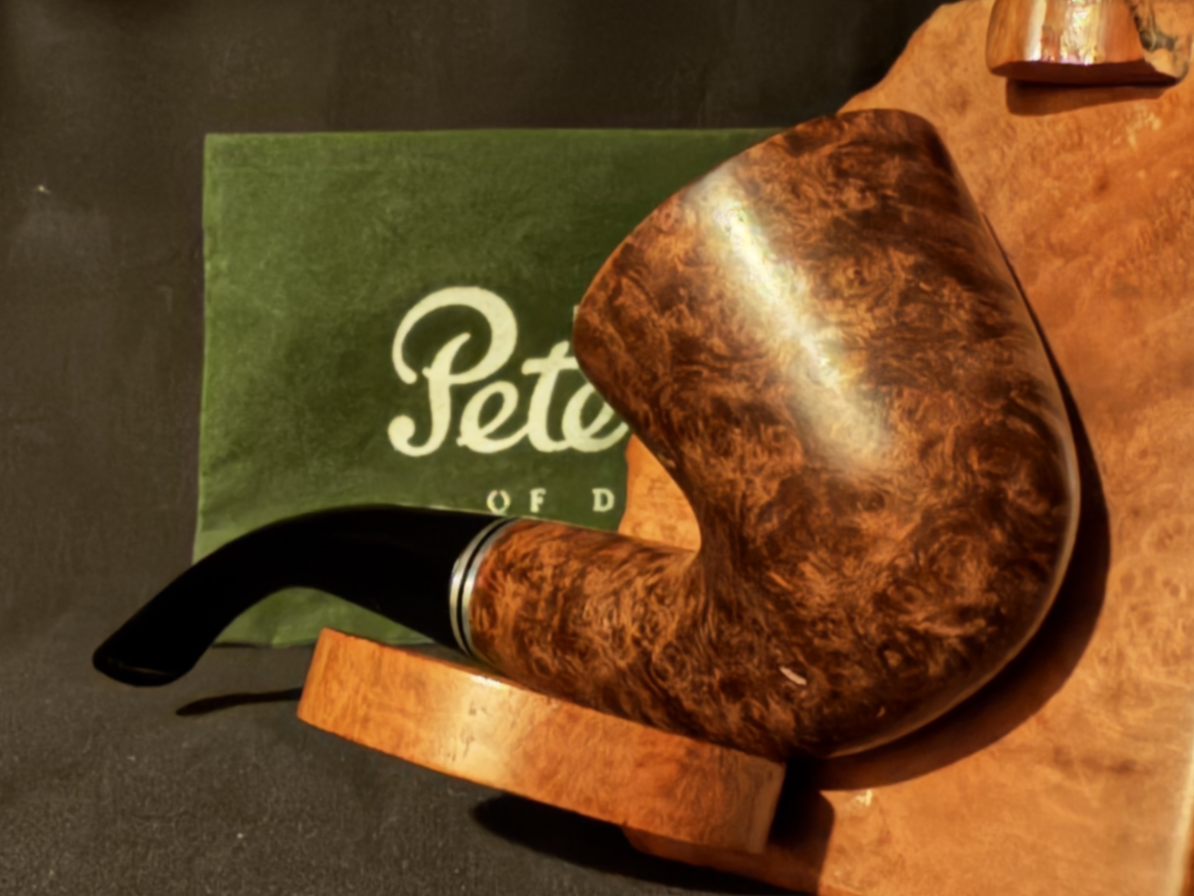 Peterson Dublin Filter B10 Bent Smooth Briar 9mm Estate Pipe 9