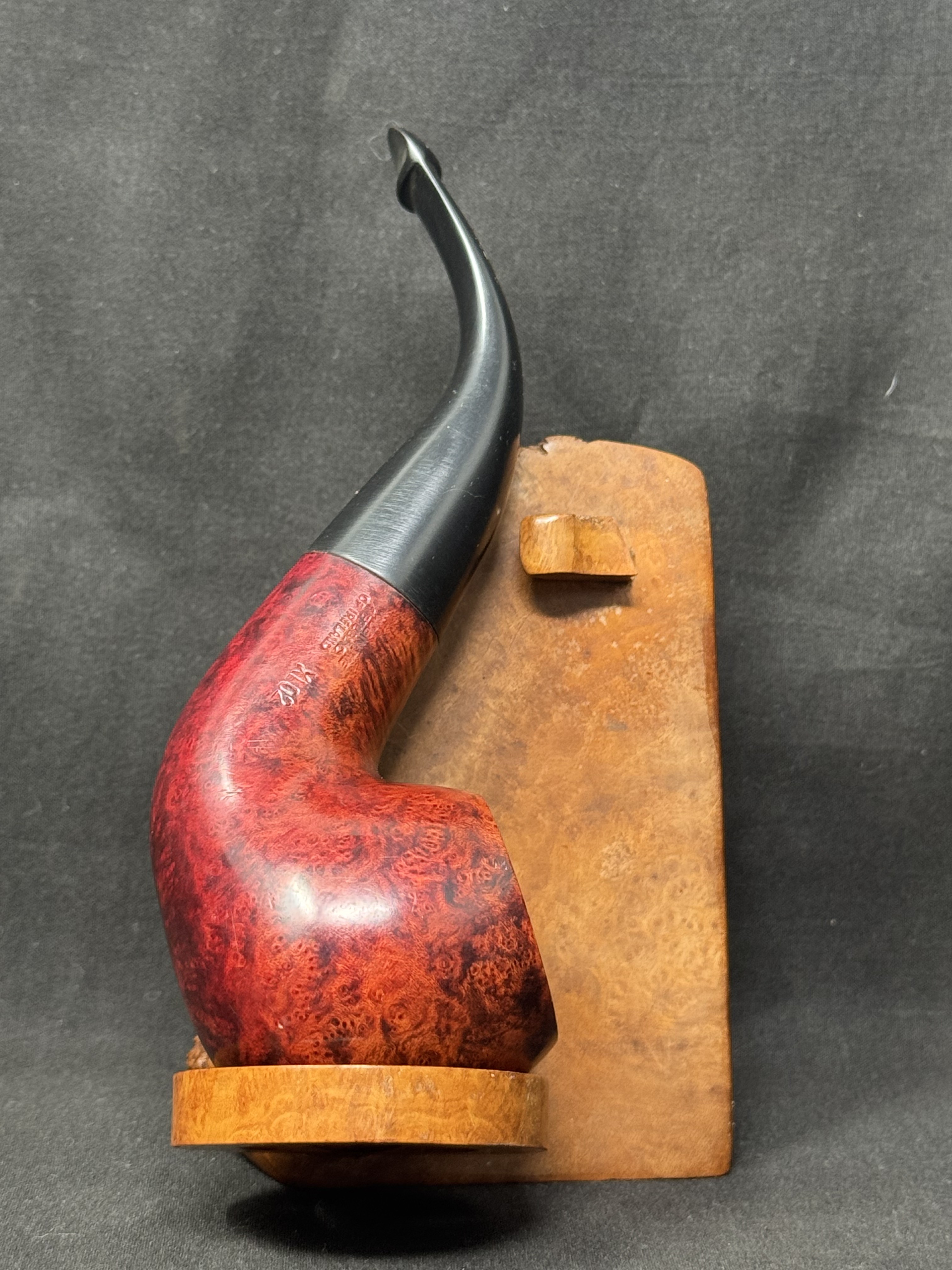 Peterson KAPET XL02 Bent Apple Smooth Briar Estate Pipe - 9mm Filter 2