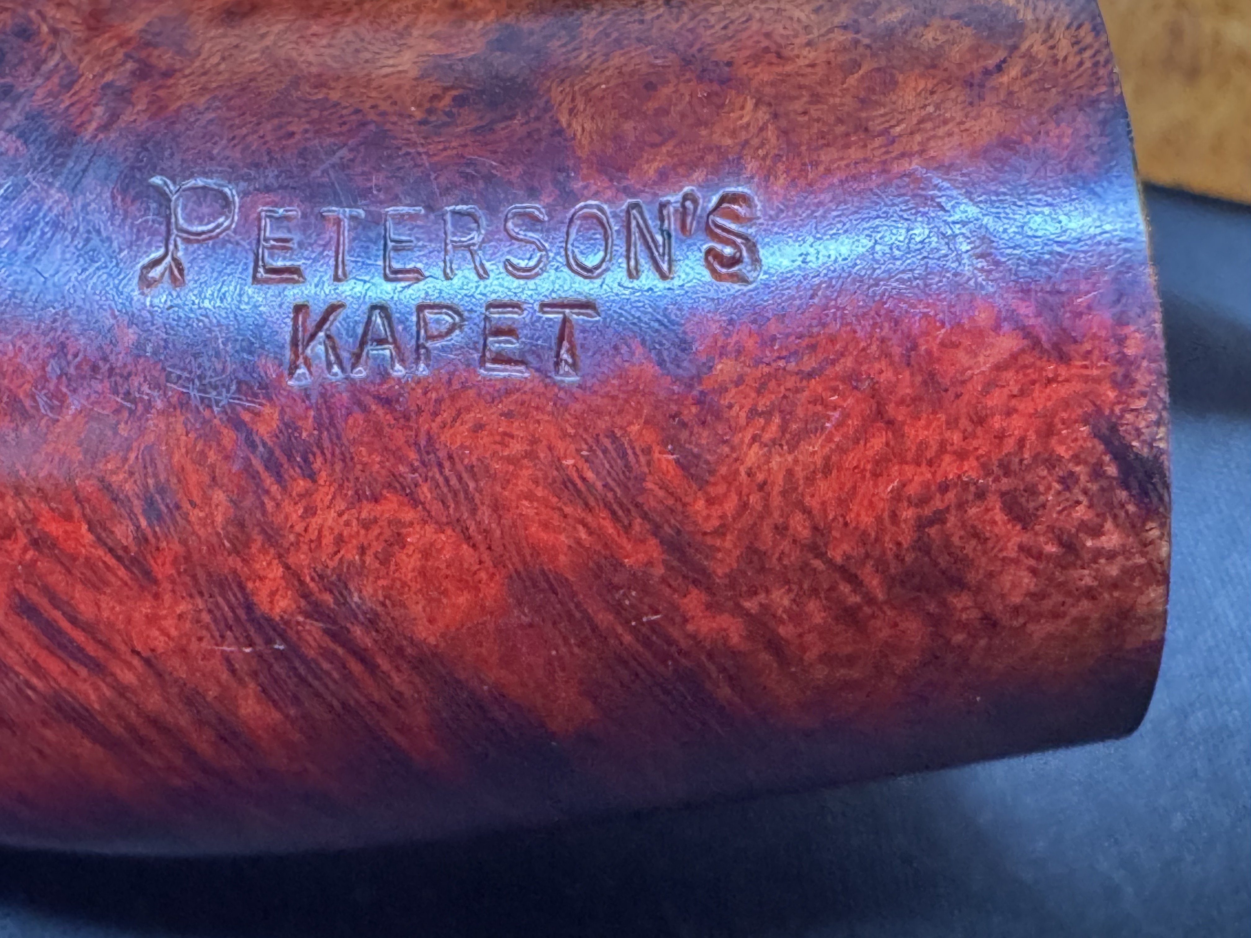 Peterson KAPET XL02 Bent Apple Smooth Briar Estate Pipe - 9mm Filter 13