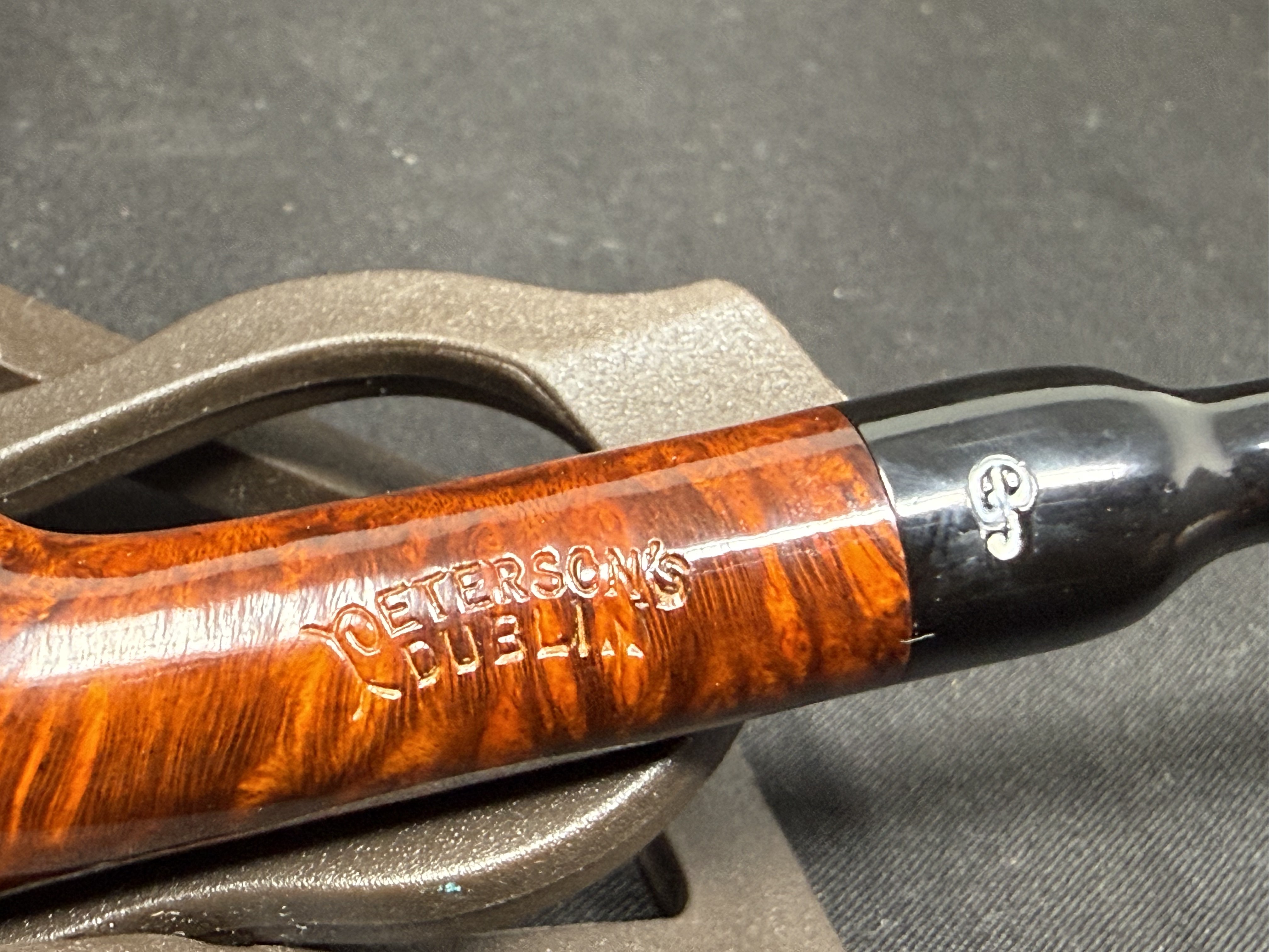 Peterson Mini Speciality Smooth Belgique Fishtail Estate Pipe 8