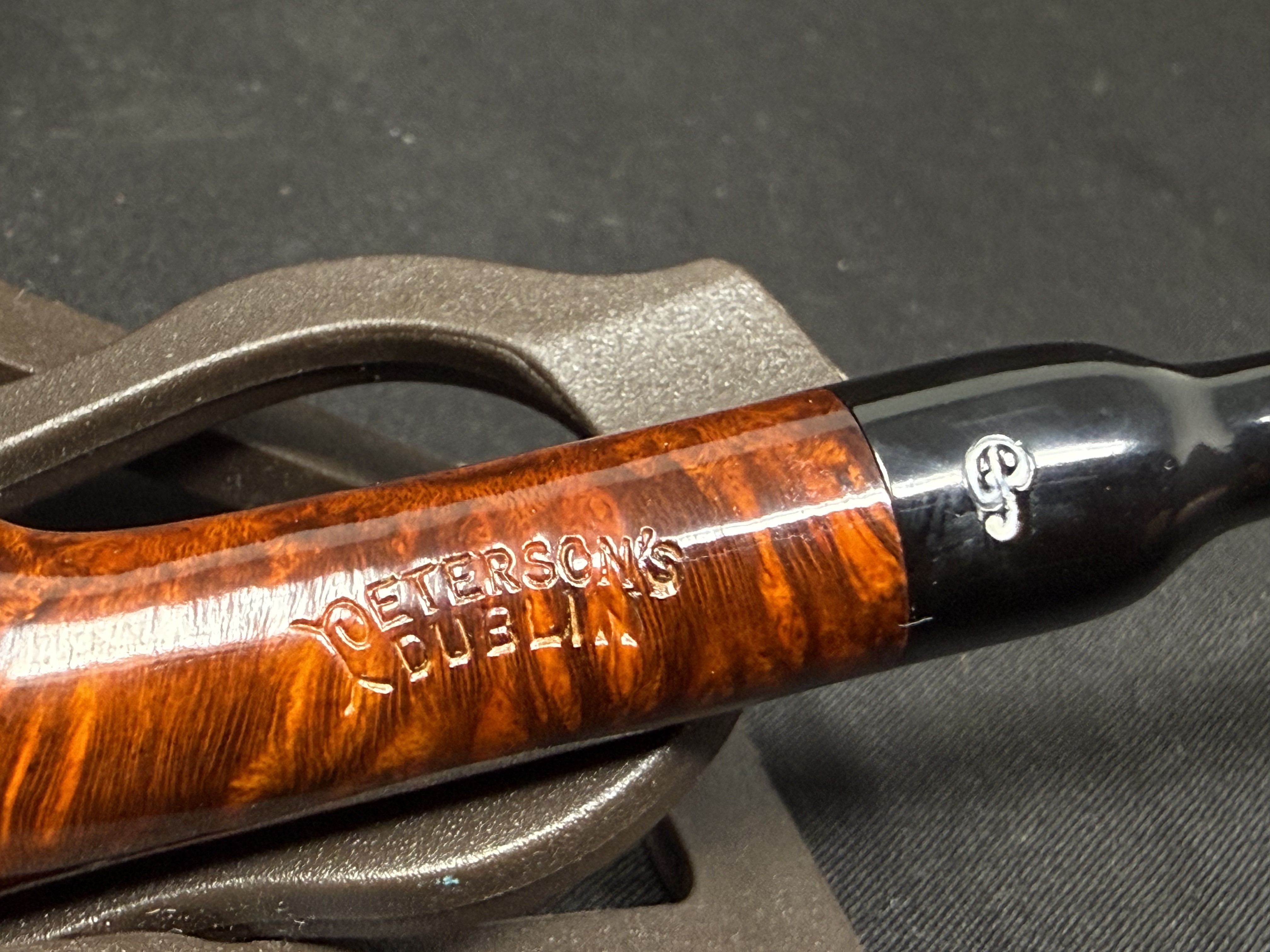 Peterson Mini Speciality Smooth Belgique Fishtail Estate Pipe 9