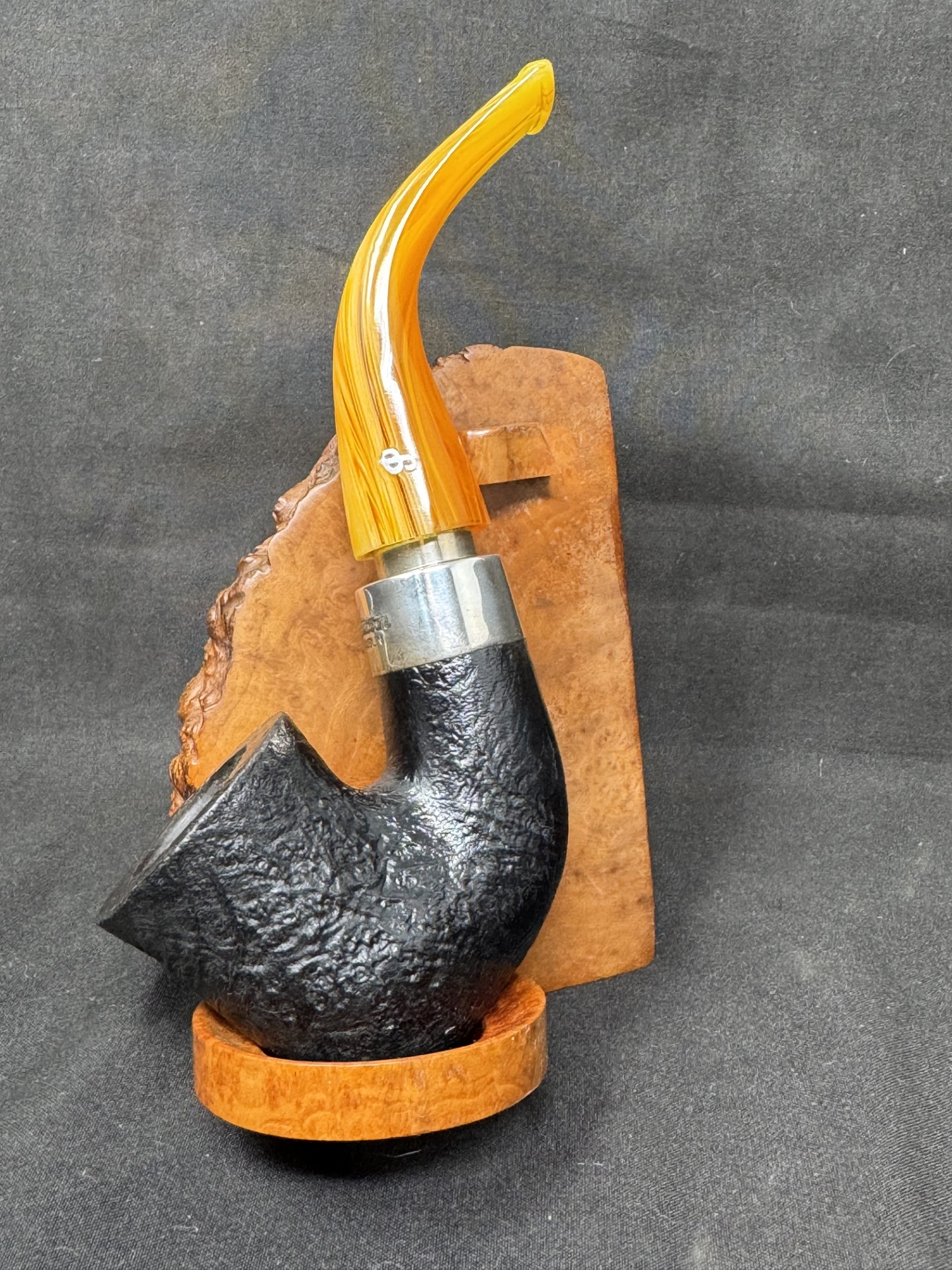 Peterson Rosslare 05 Bent Dublin Sandblast Briar Estate Pipe, Silver Mounts 2