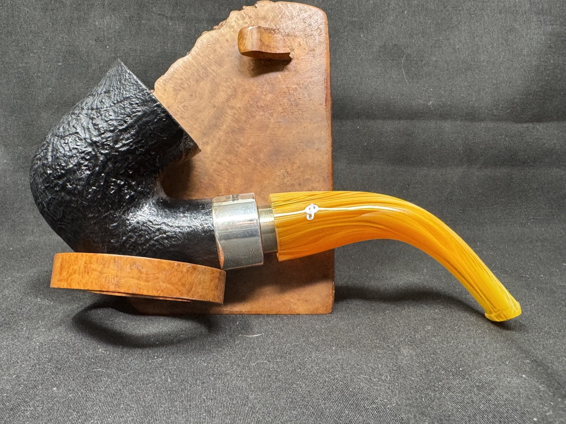 Peterson Rosslare 05 Bent Dublin Sandblast Briar Estate Pipe, Silver Mounts 10