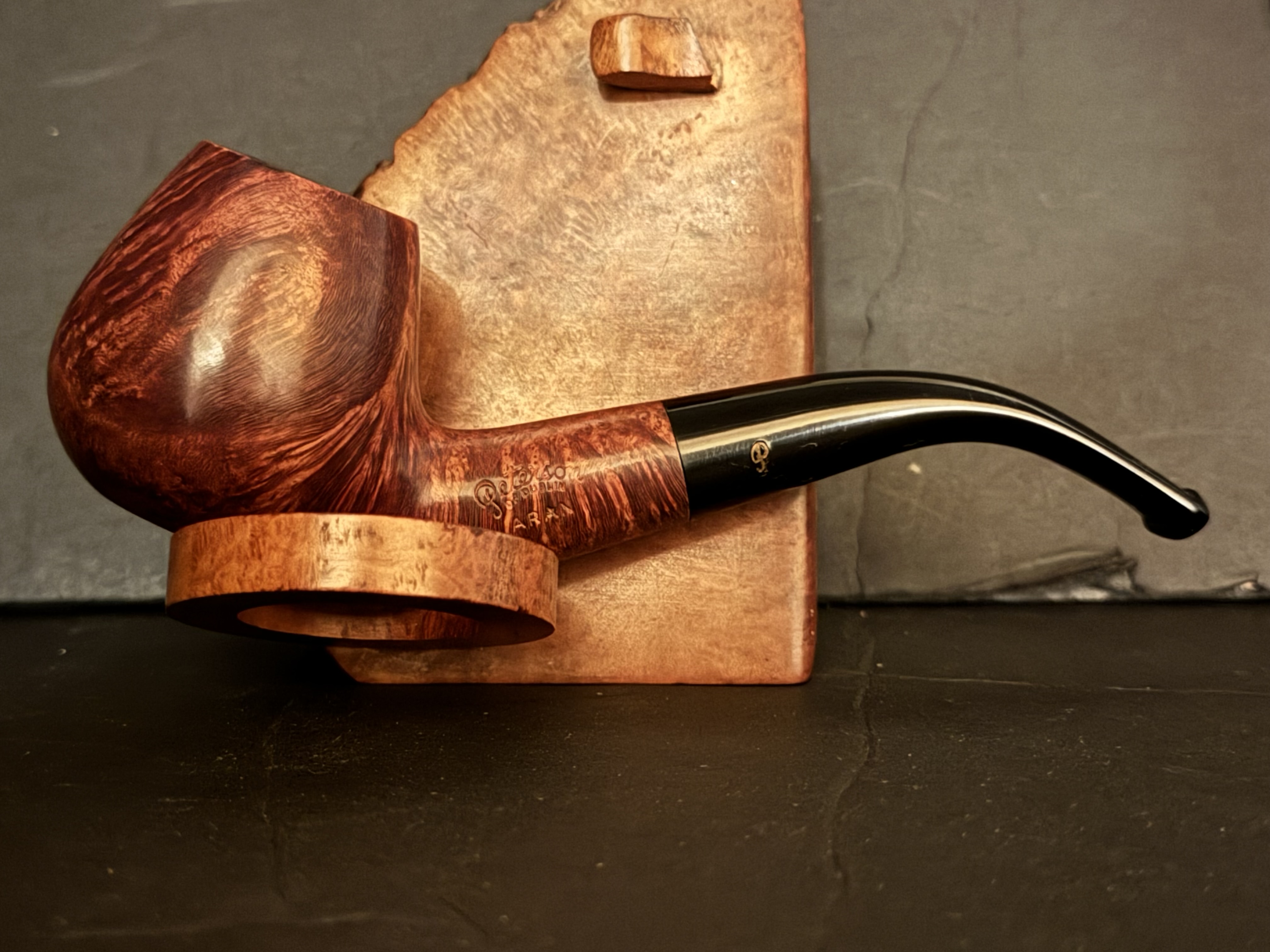 Peterson Aran B11 Volcano Sitter Estate Pipe 3