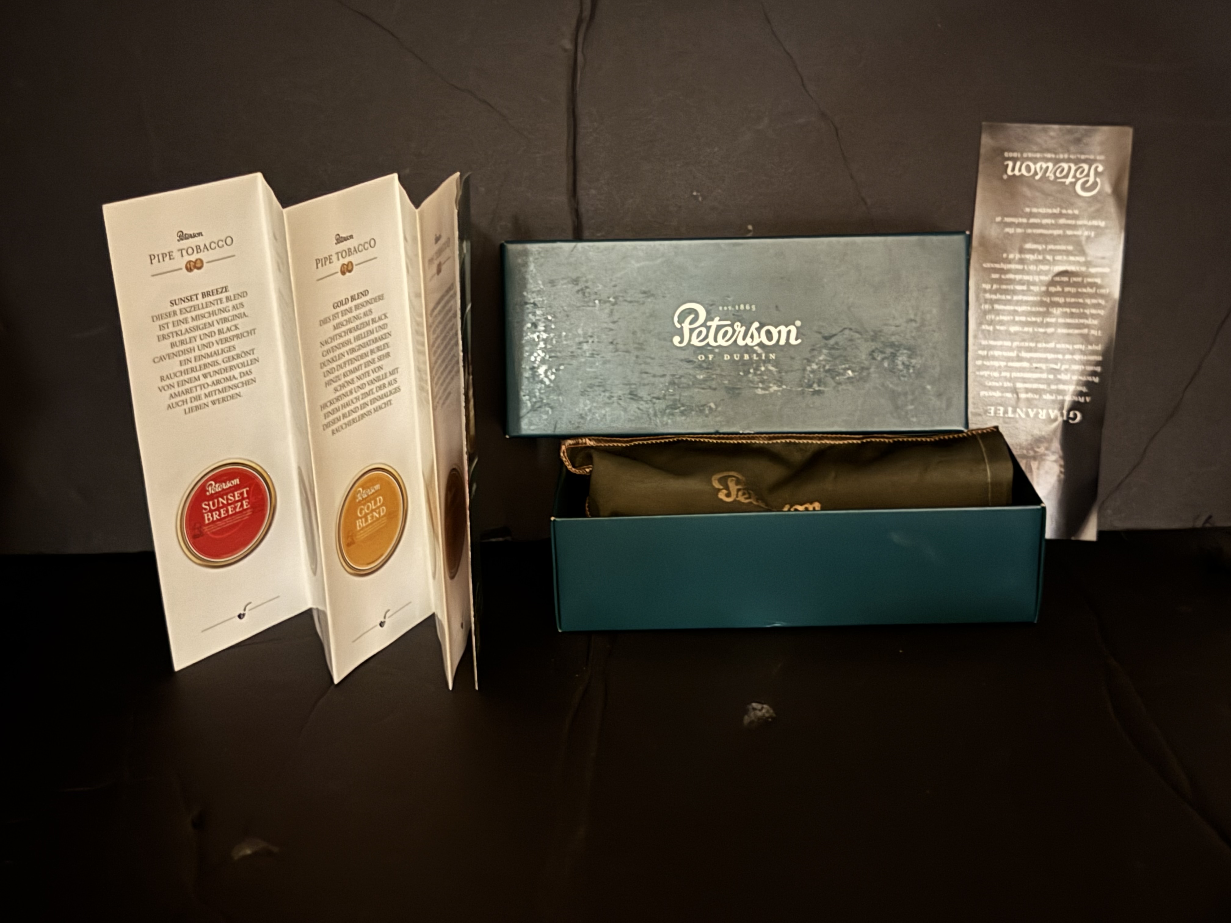 Peterson Aran B11 Volcano Sitter Estate Pipe 13
