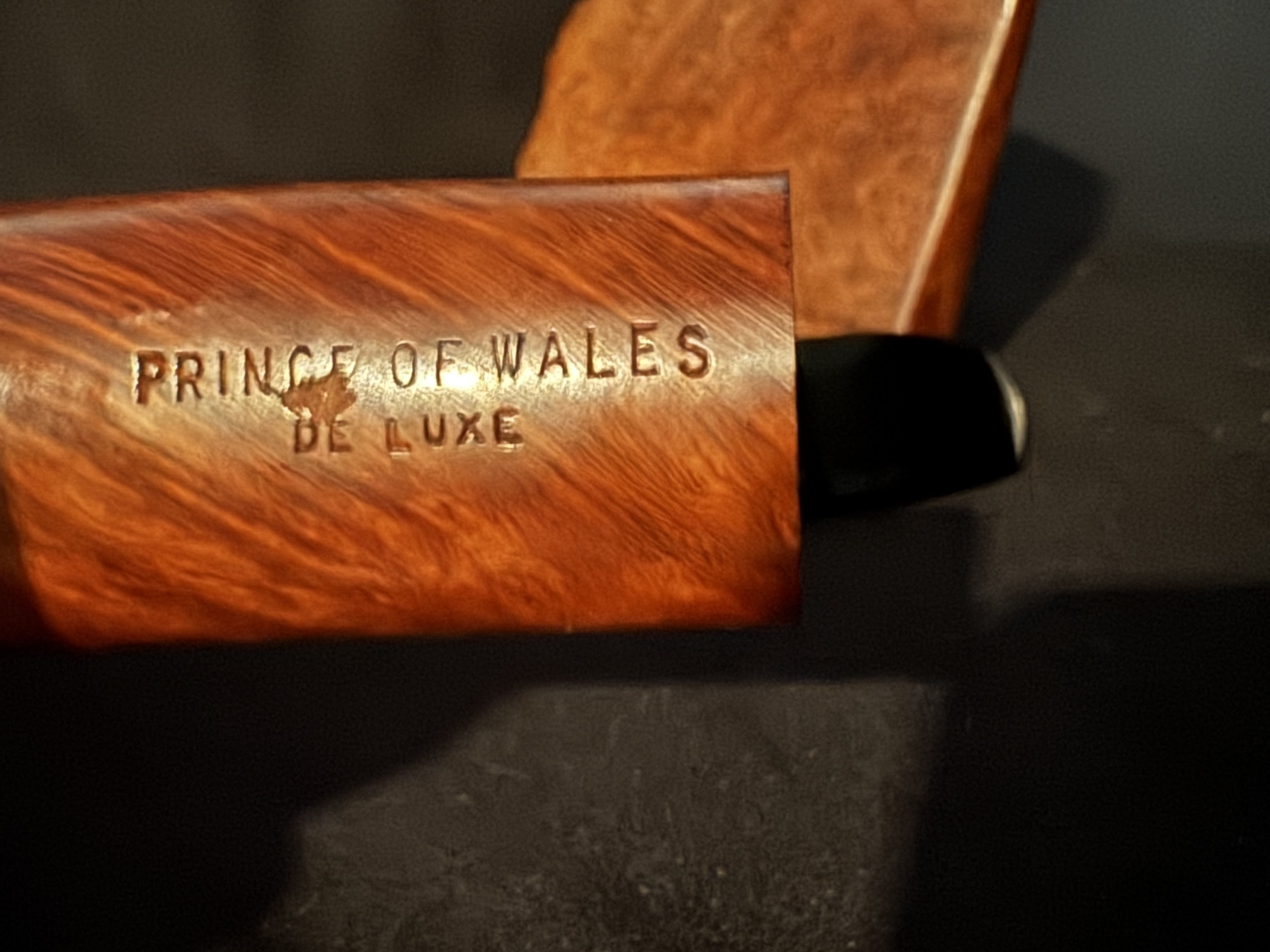 Prince of Wales DEluxe (81 S) Smooth Straight Apple Pot Oval Shank Unsmoked Estate Pipe 10