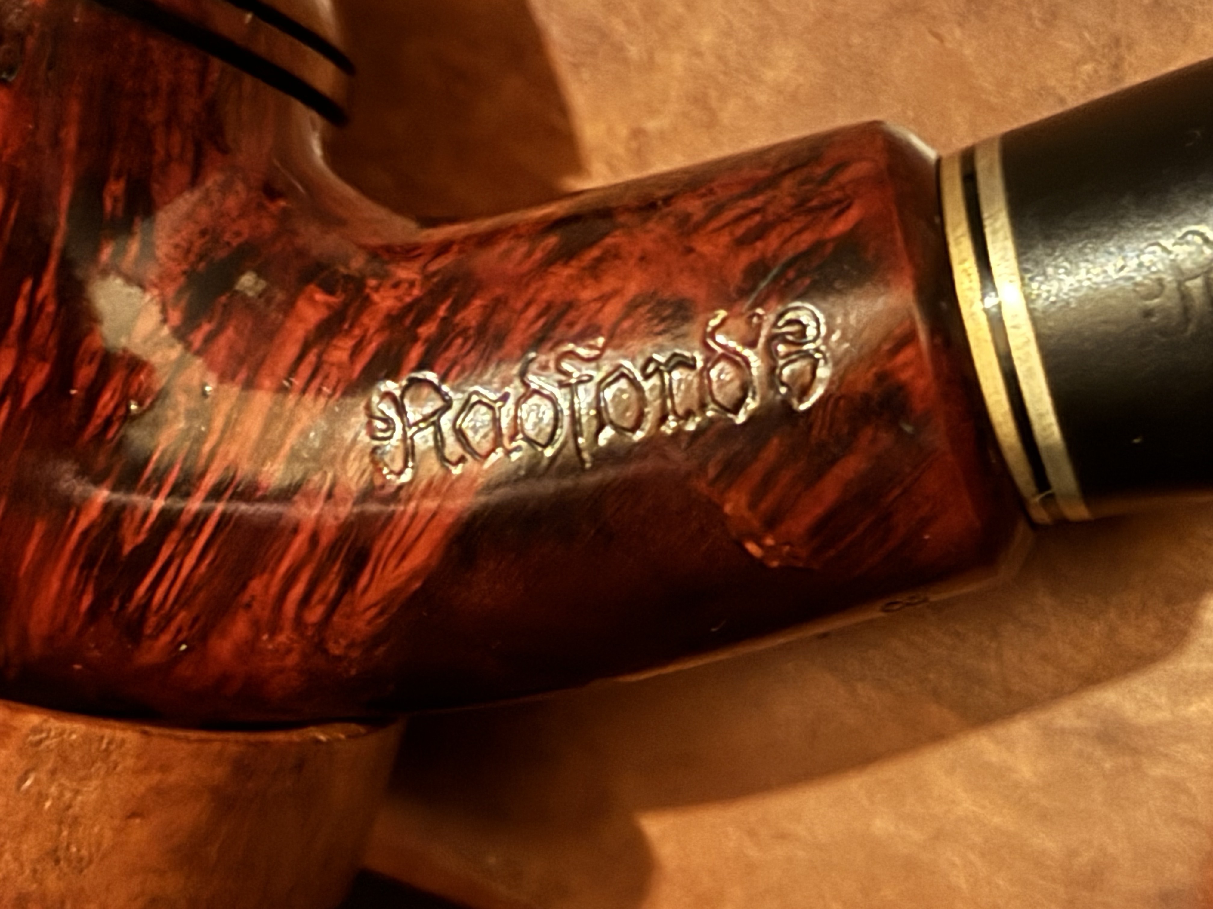 Radford 805 Red Smooth Bent Rhodesian Estate Pipe - Vulcanite Saddle Stem 9