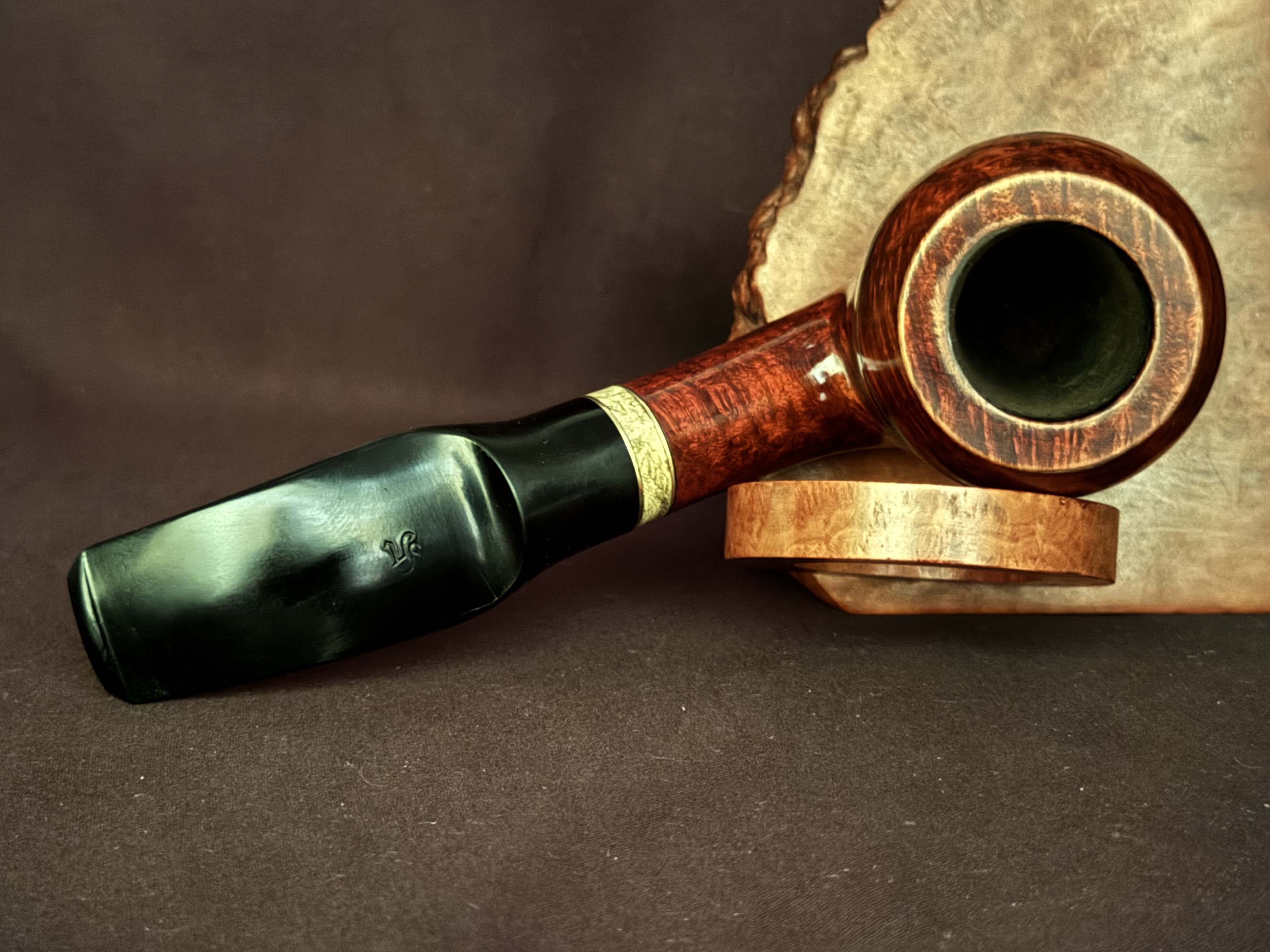 Radford Bent Rhodesian Smooth Reddish Briar Estate Pipe 9mm Filter 3