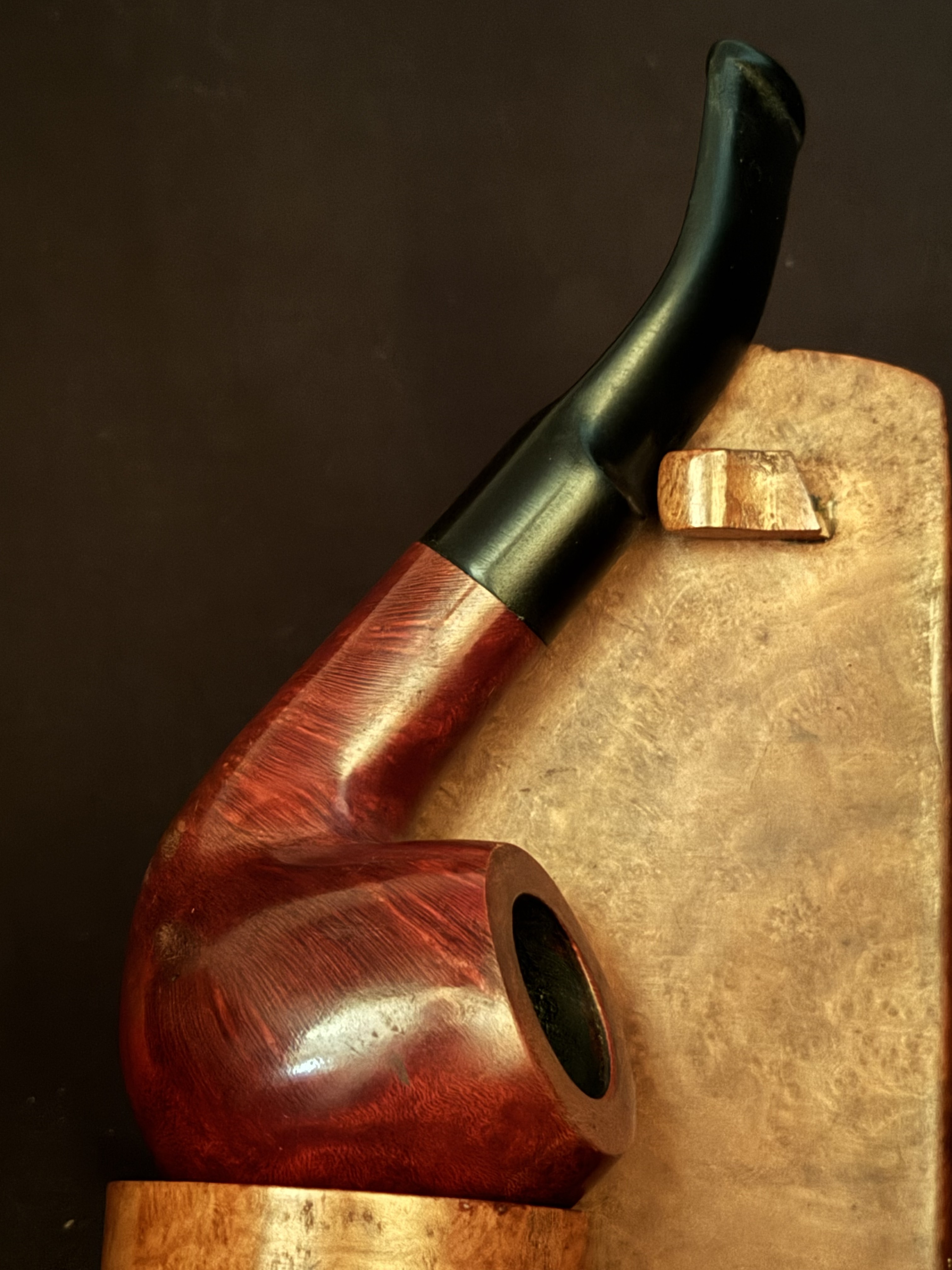 Jean Claude 293 Smooth Bent Apple Estate Pipe - Vulcanite Saddle Stem, 9mm Filter, Fishtail Bit 5