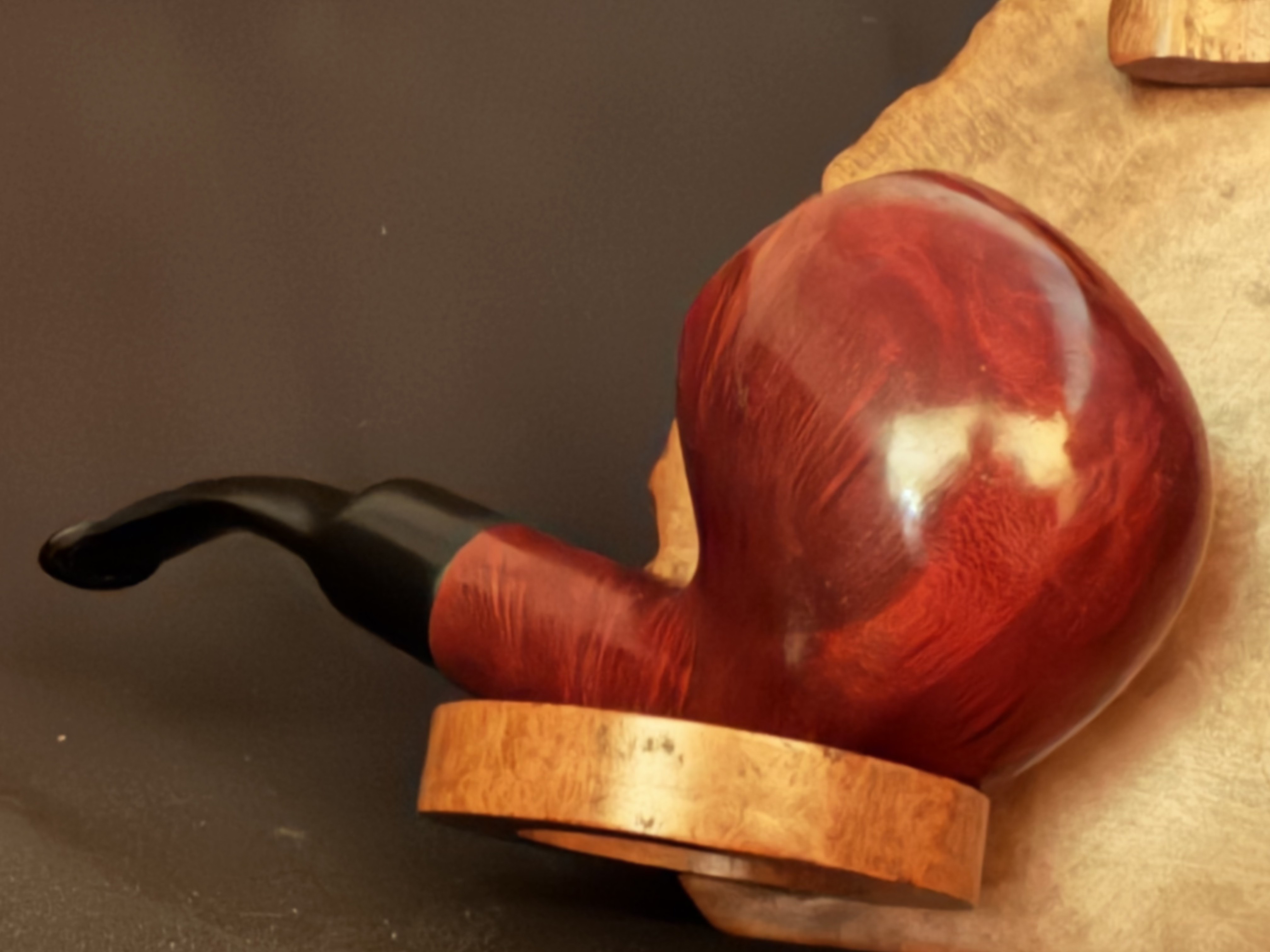 Jean Claude 293 Smooth Bent Apple Estate Pipe - Vulcanite Saddle Stem, 9mm Filter, Fishtail Bit 10