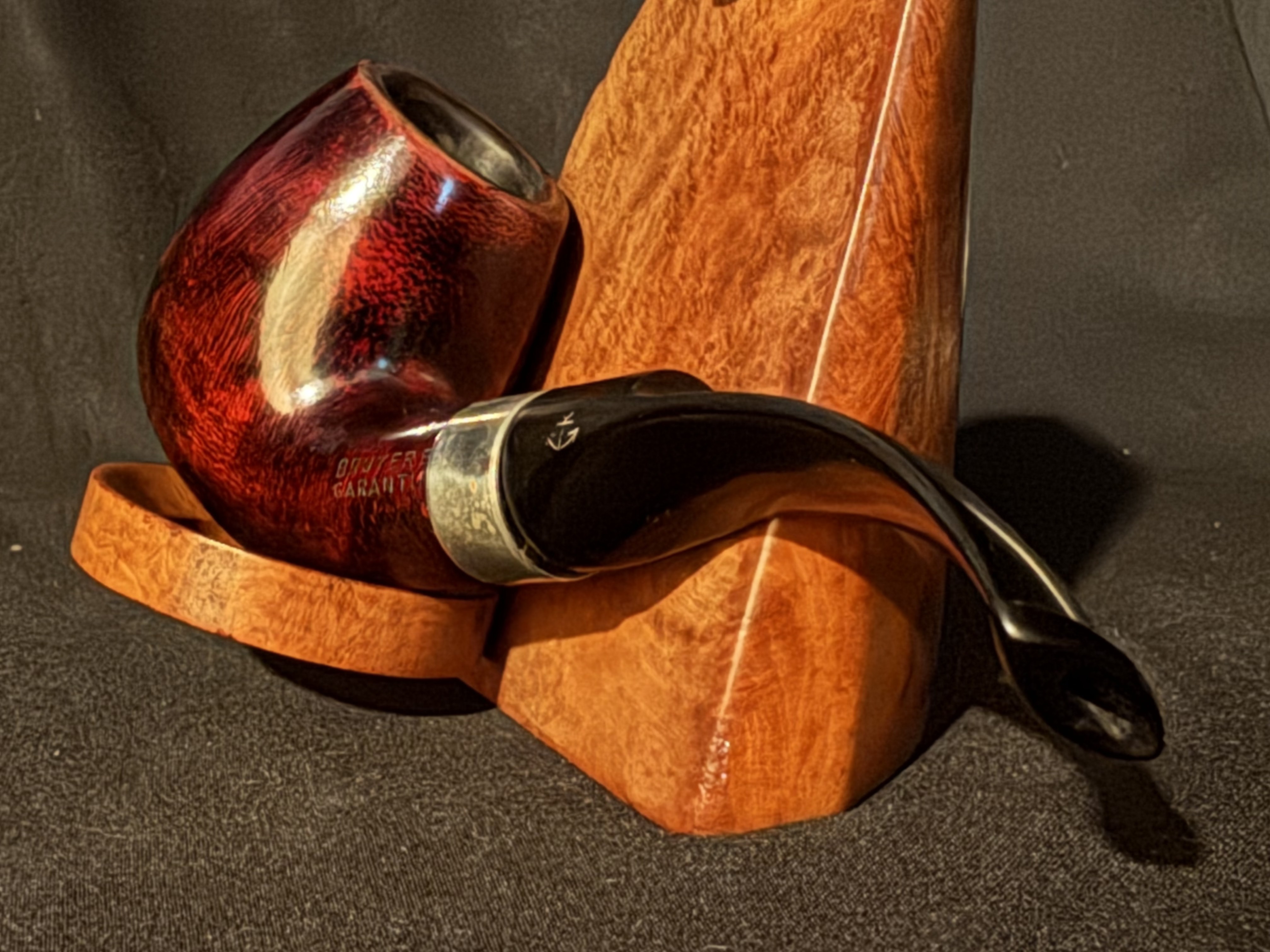 Bruyere Garantie Bent Billiard Estate Pipe - Reddish Smooth Briar, Hallmarked Metal Band, 9mm Filter 7