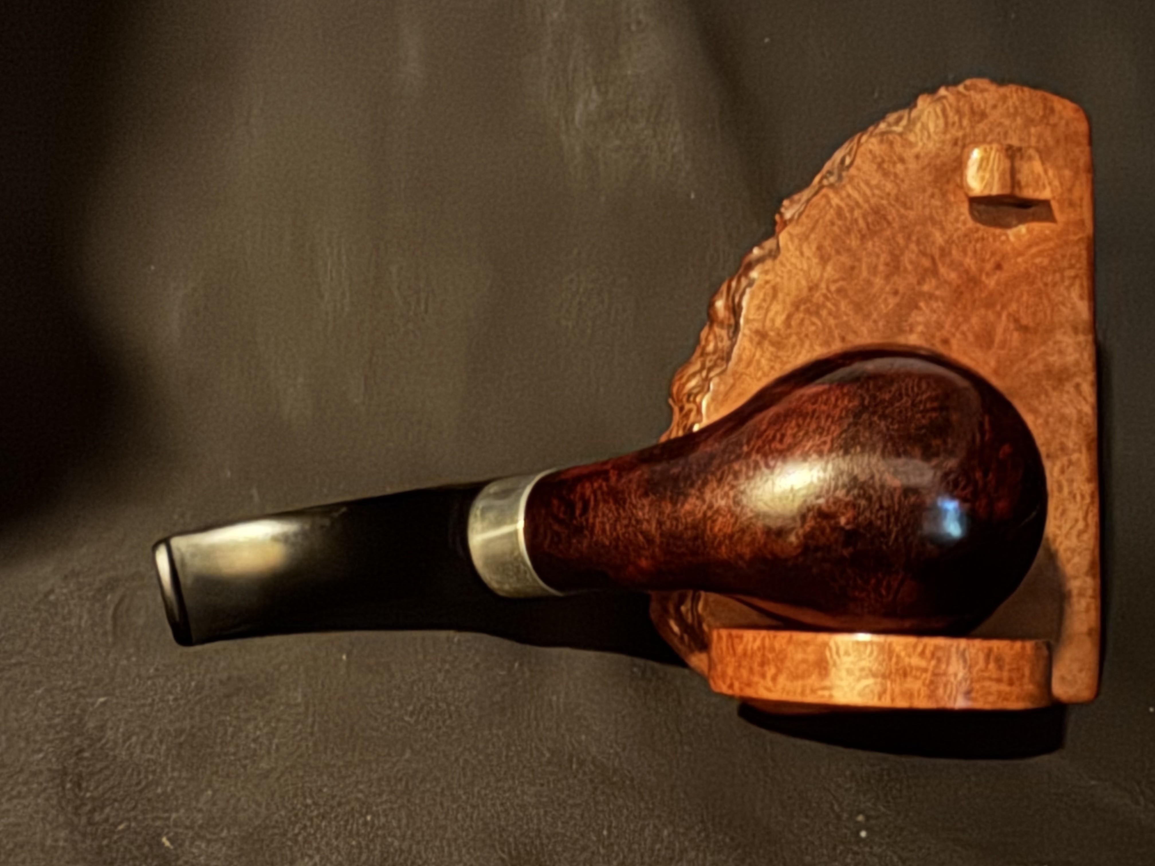 Bruyere Garantie Bent Billiard Estate Pipe - Reddish Smooth Briar, Hallmarked Metal Band, 9mm Filter 6