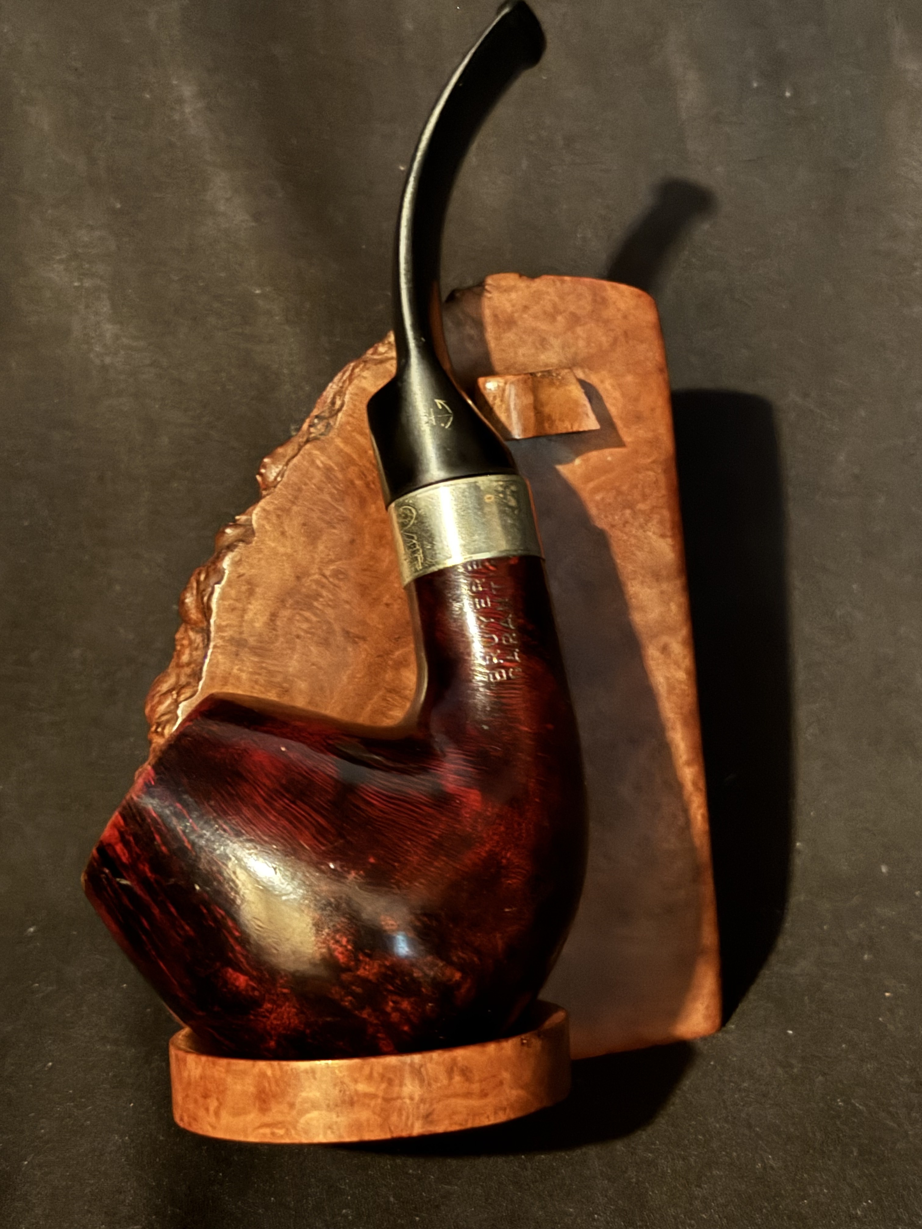 Bruyere Garantie Bent Billiard Estate Pipe - Reddish Smooth Briar, Hallmarked Metal Band, 9mm Filter