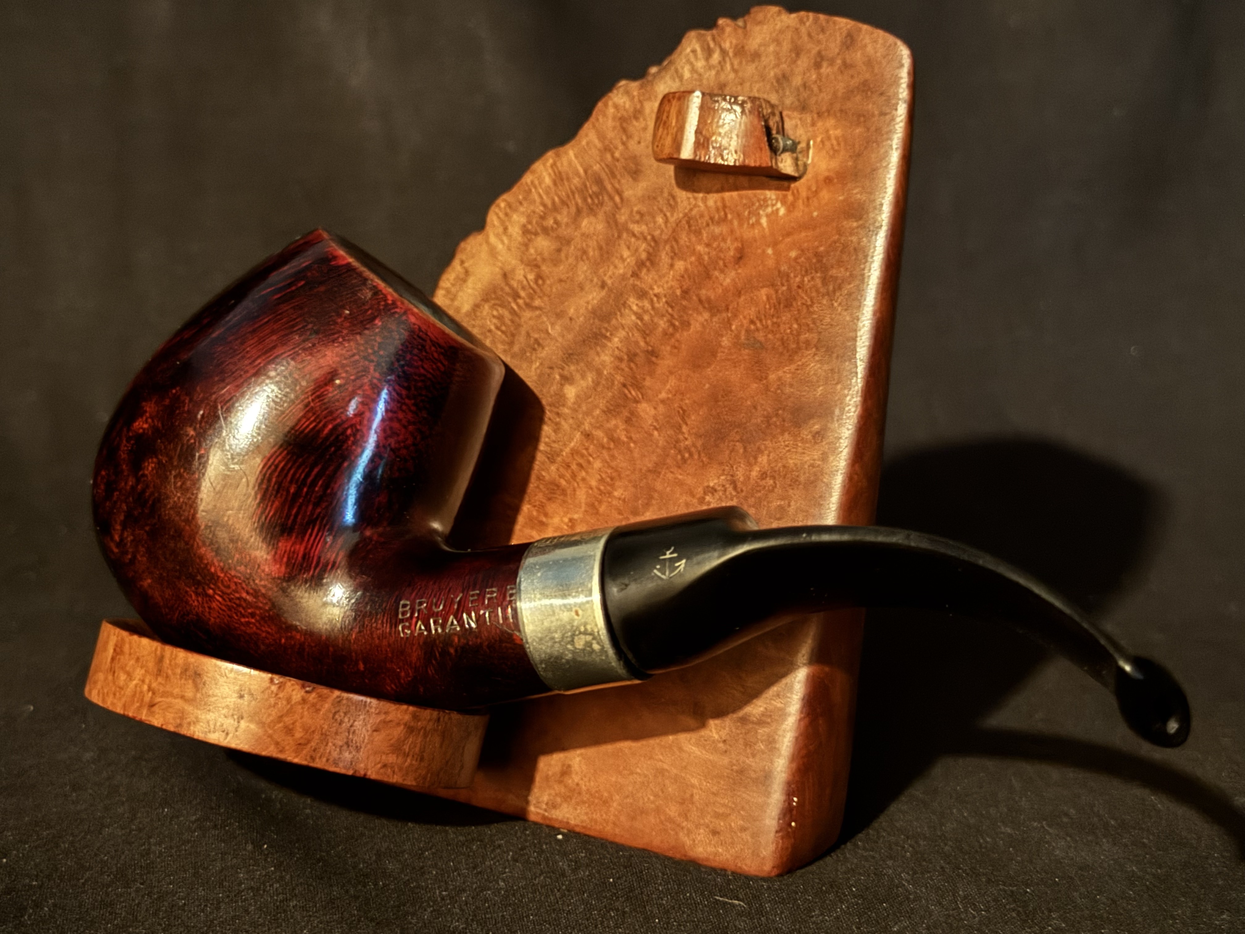 Bruyere Garantie Bent Billiard Estate Pipe - Reddish Smooth Briar, Hallmarked Metal Band, 9mm Filter 10