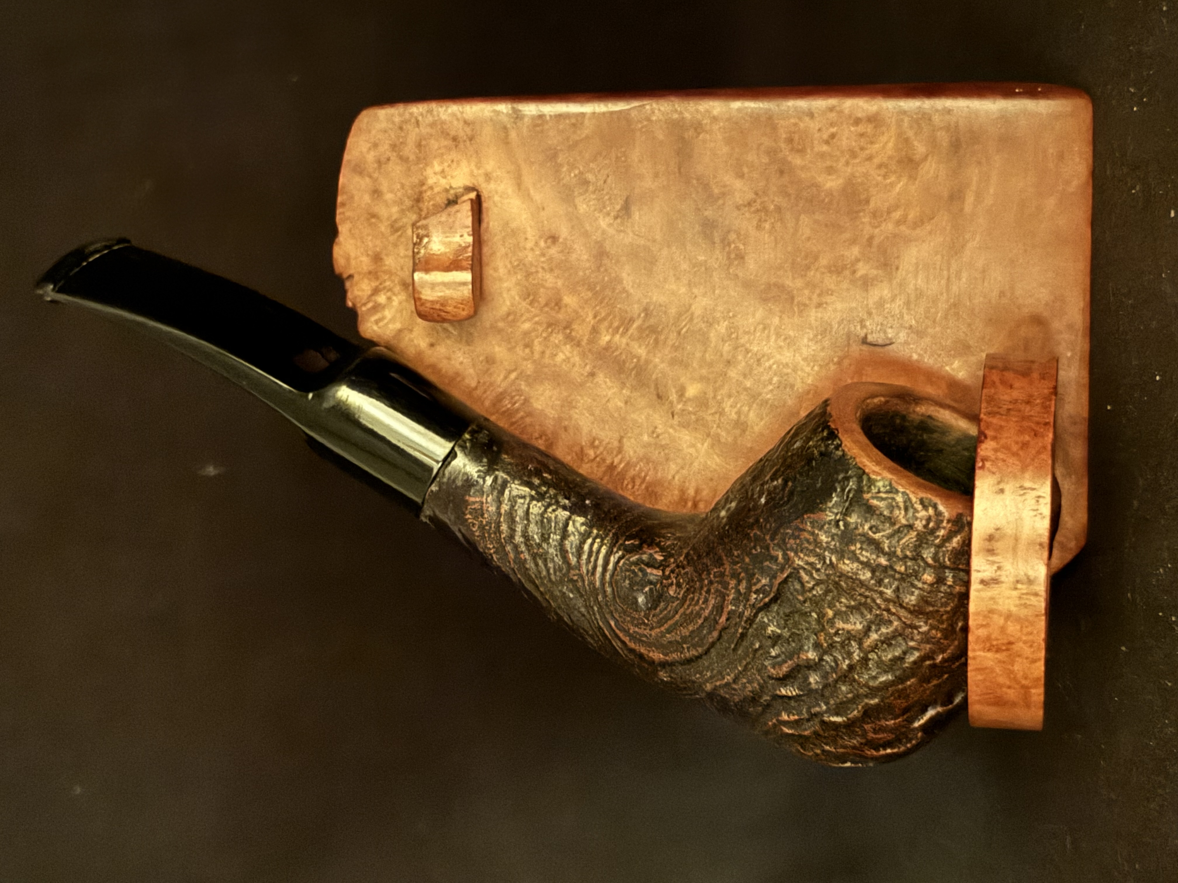 Rovera Sandblast Billiard Pot Estate Pipe - Acrylic Saddle Stem, 9mm Filter, Fishtail 2