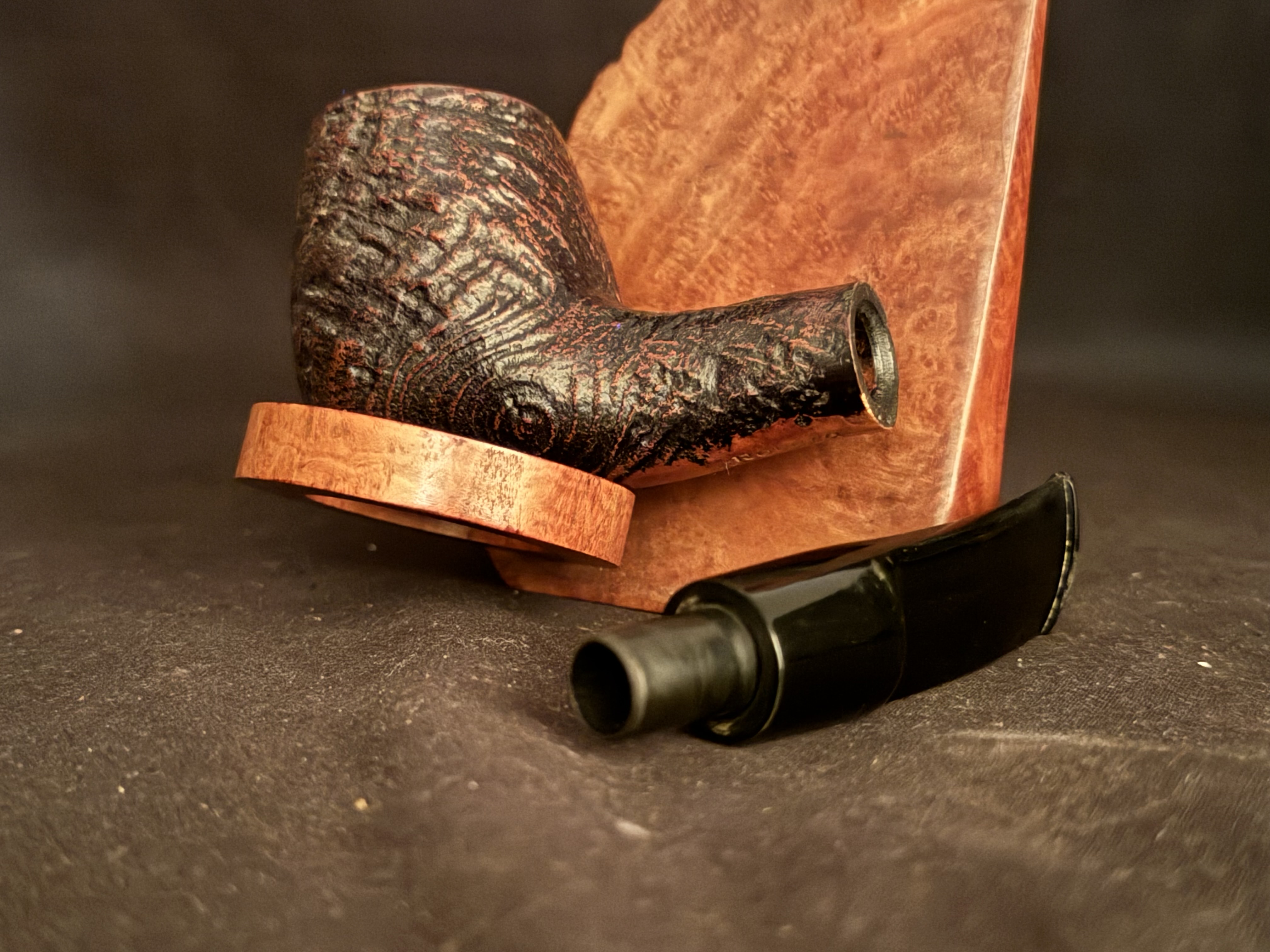 Rovera Sandblast Billiard Pot Estate Pipe - Acrylic Saddle Stem, 9mm Filter, Fishtail 7