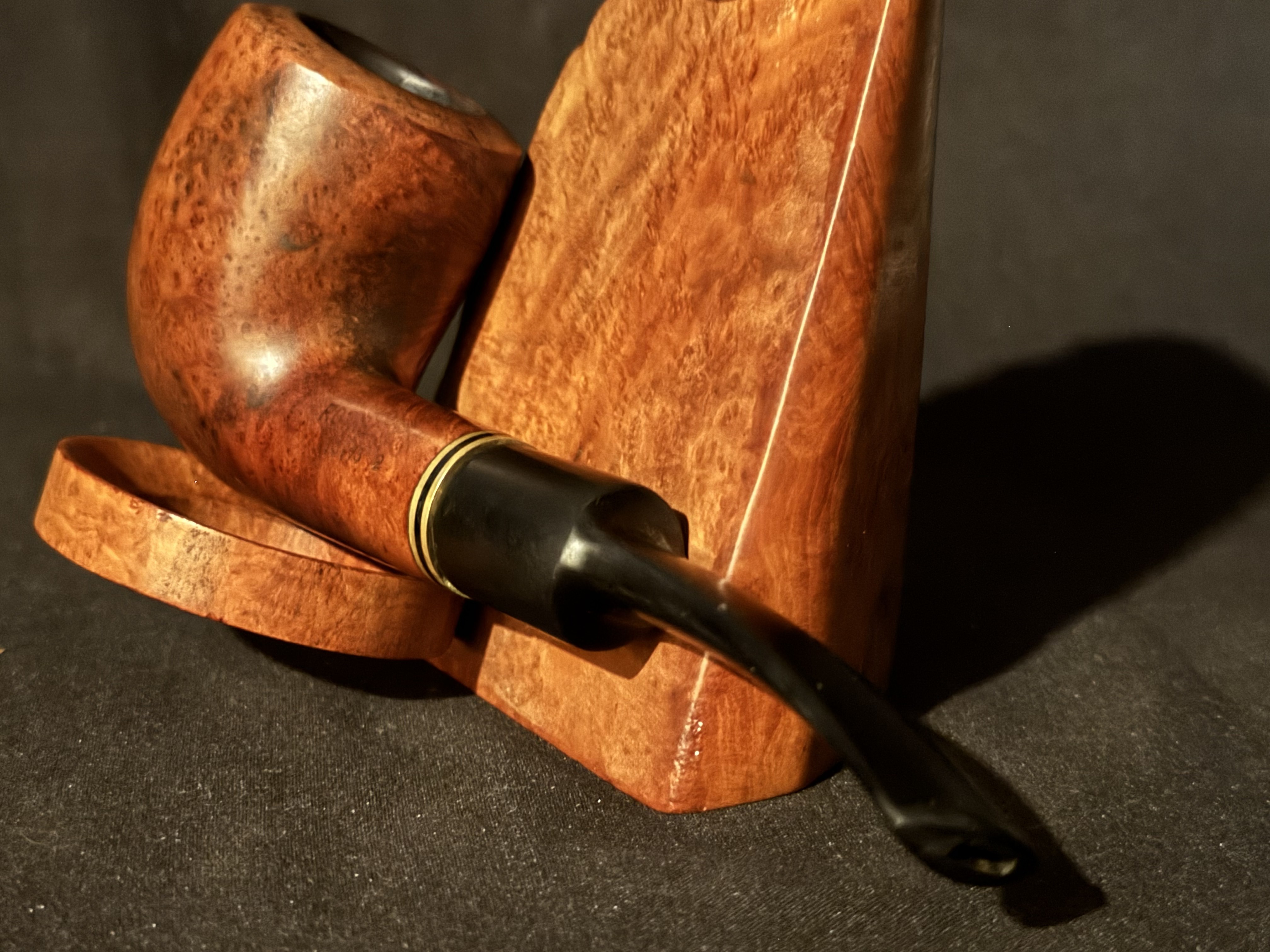 Royal Star Smooth Bent Billiard Estate Pipe - Brass Line Band, Saddle Stem, 9mm Filter 9