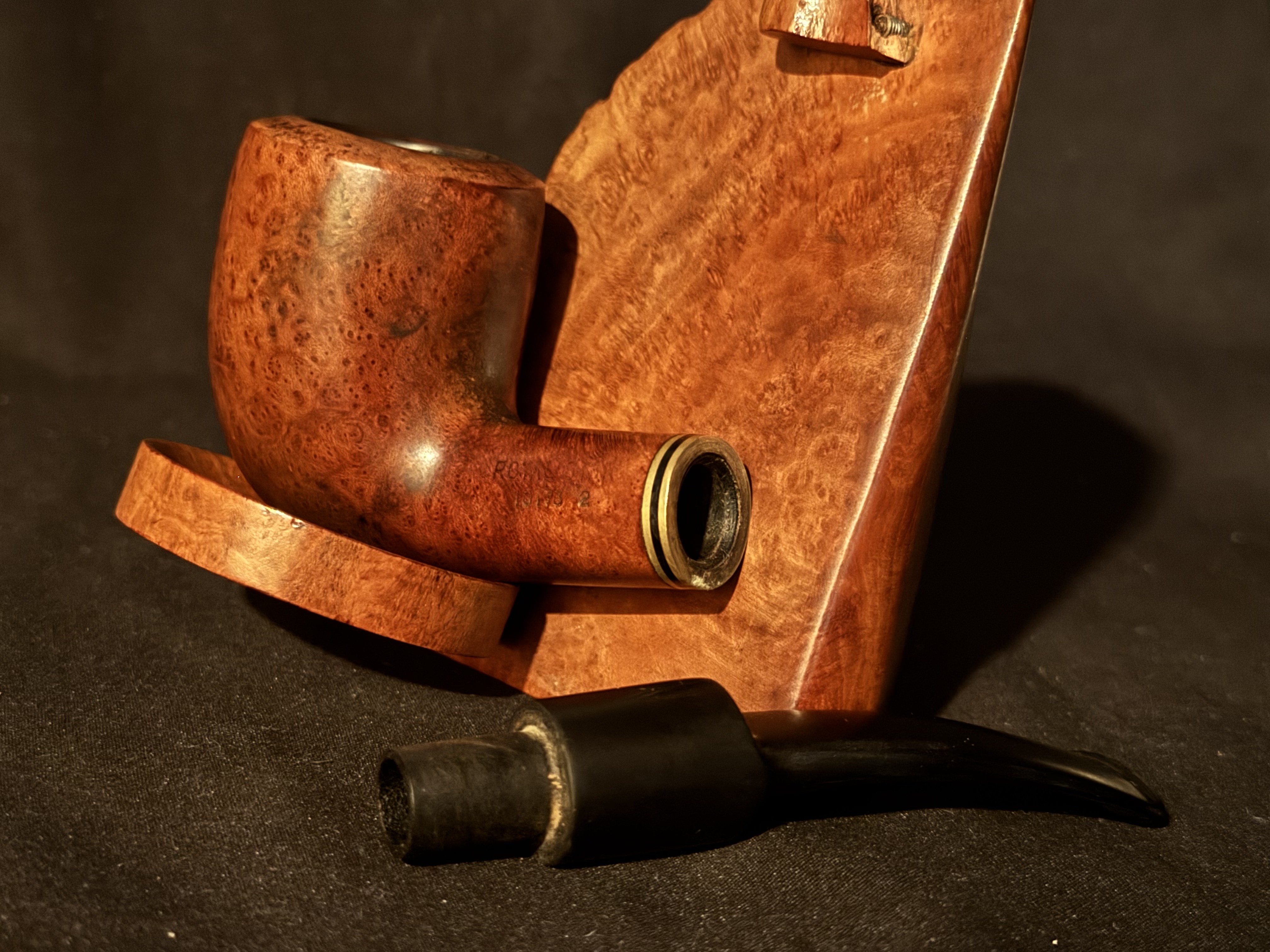 Royal Star Smooth Bent Billiard Estate Pipe - Brass Line Band, Saddle Stem, 9mm Filter 10