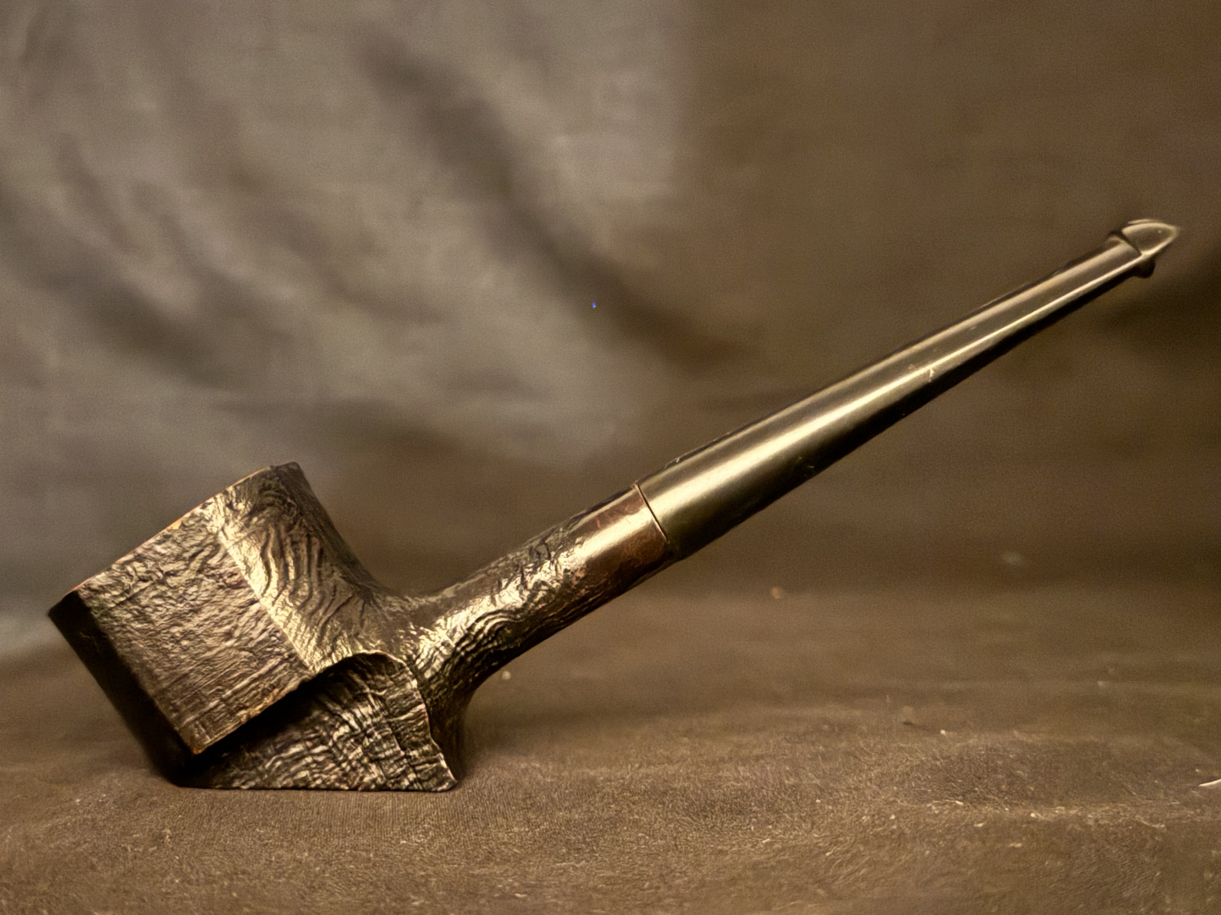 James Bond 007 / 18 Sandblast Straight Paneled Bowl Vulcanite Estate Pipe