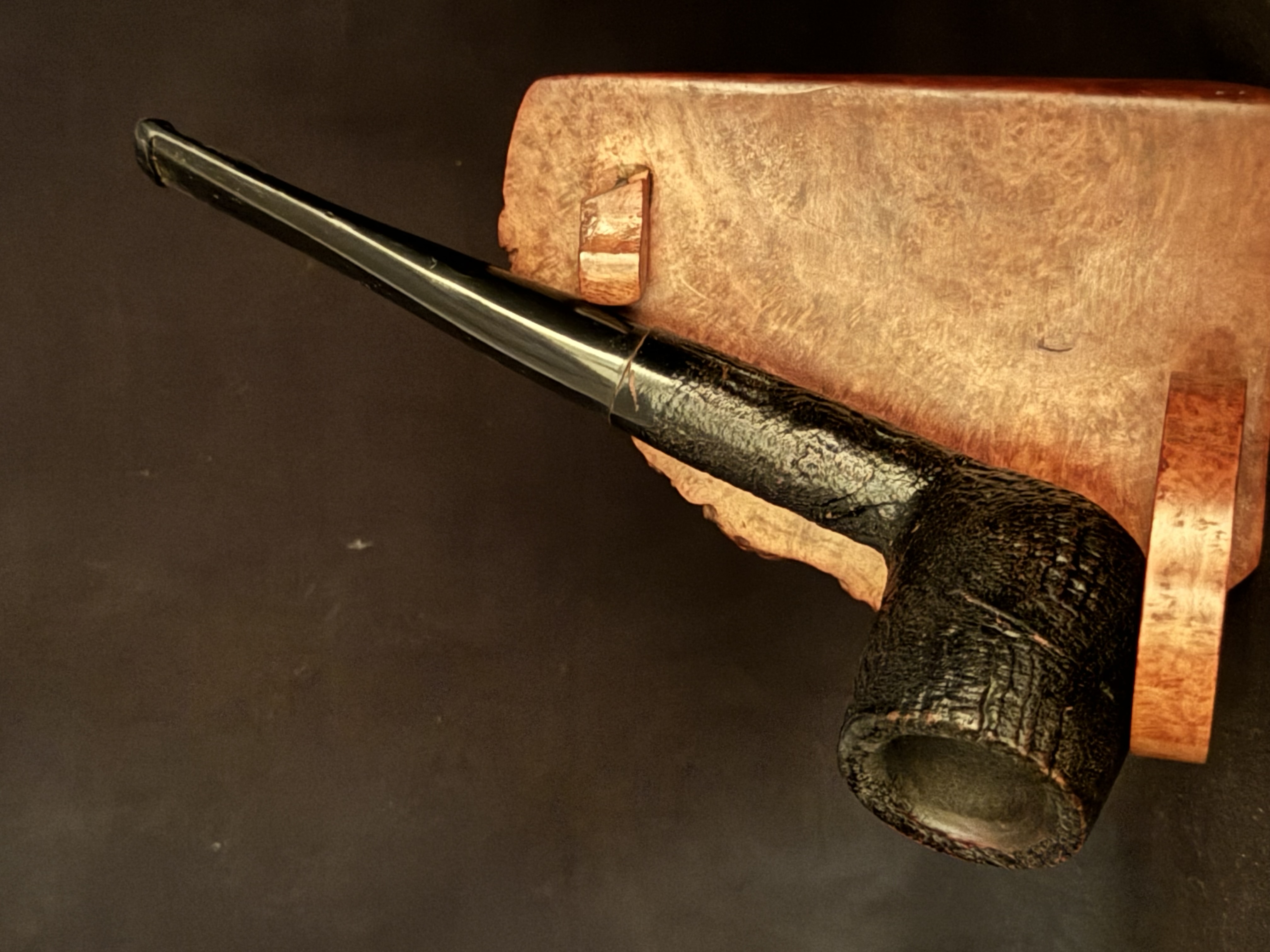 Genuine Briar Stamped Sandblast Straight Billiard Estate Pipe with Acrylic Tapered Stem and Fishtail Bit