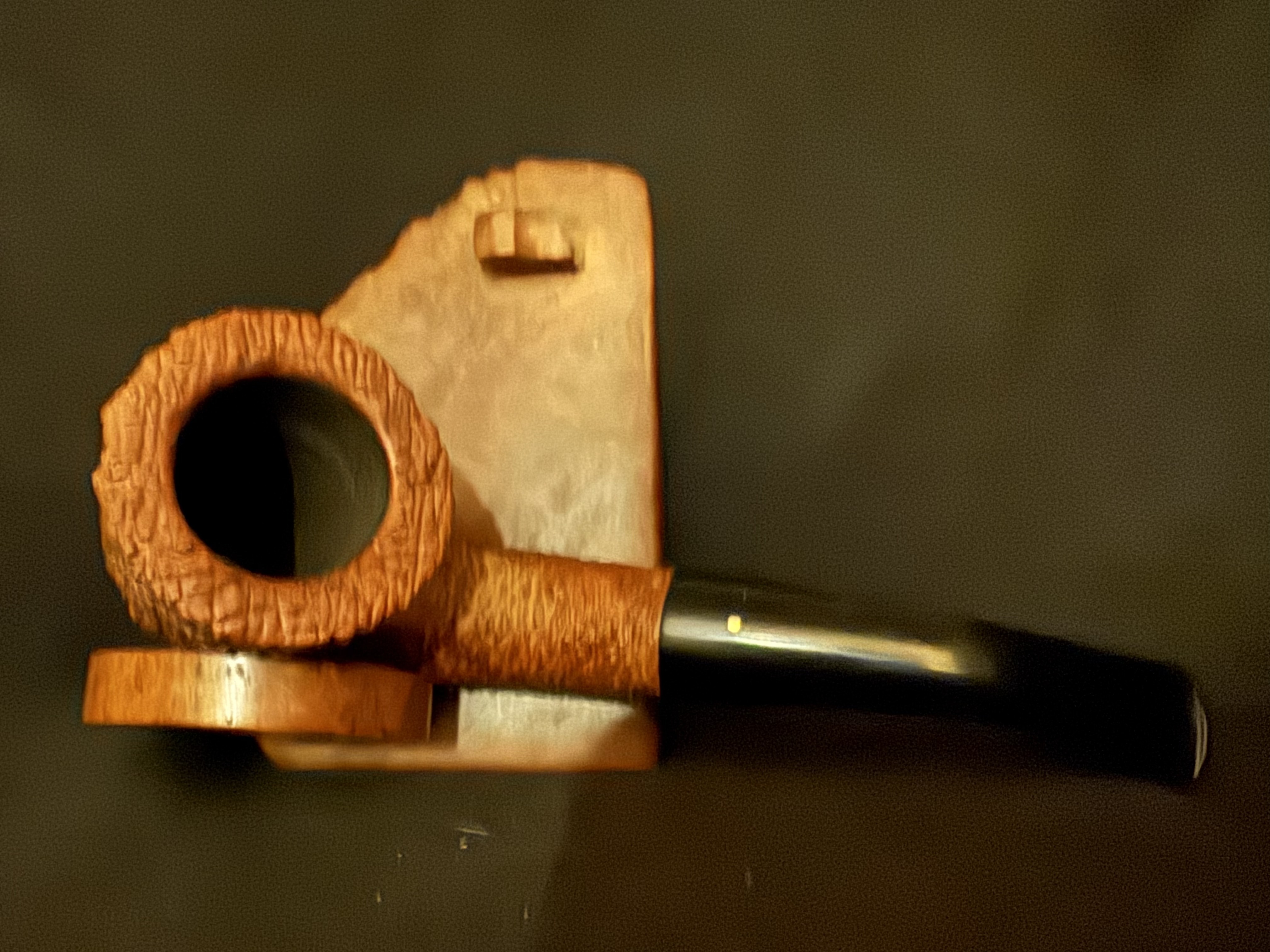 Savinelli Punto Oro 611 EX Corallo di Mare Bent Dublin Estate Pipe, Rusticated Finish, Extraordinaire Size, Italy 13