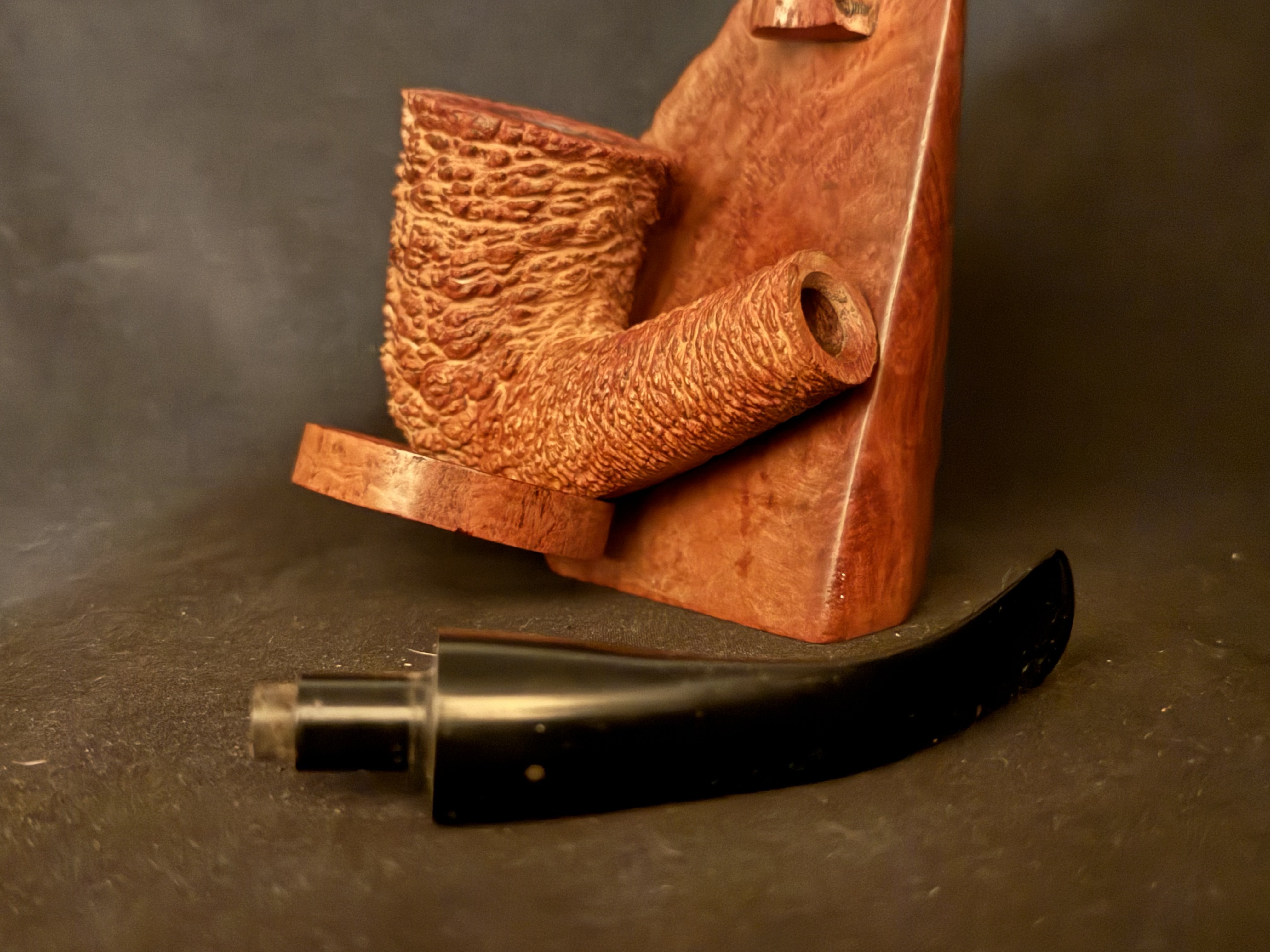 Savinelli Punto Oro 611 EX Corallo di Mare Bent Dublin Estate Pipe, Rusticated Finish, Extraordinaire Size, Italy 23