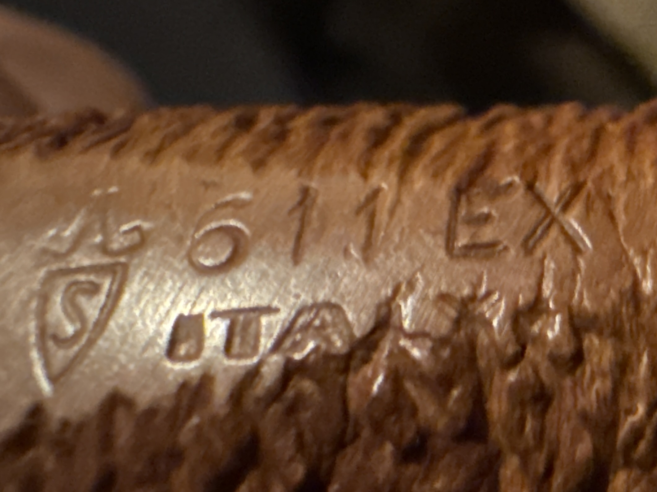 Savinelli Punto Oro 611 EX Corallo di Mare Bent Dublin Estate Pipe, Rusticated Finish, Extraordinaire Size, Italy 27