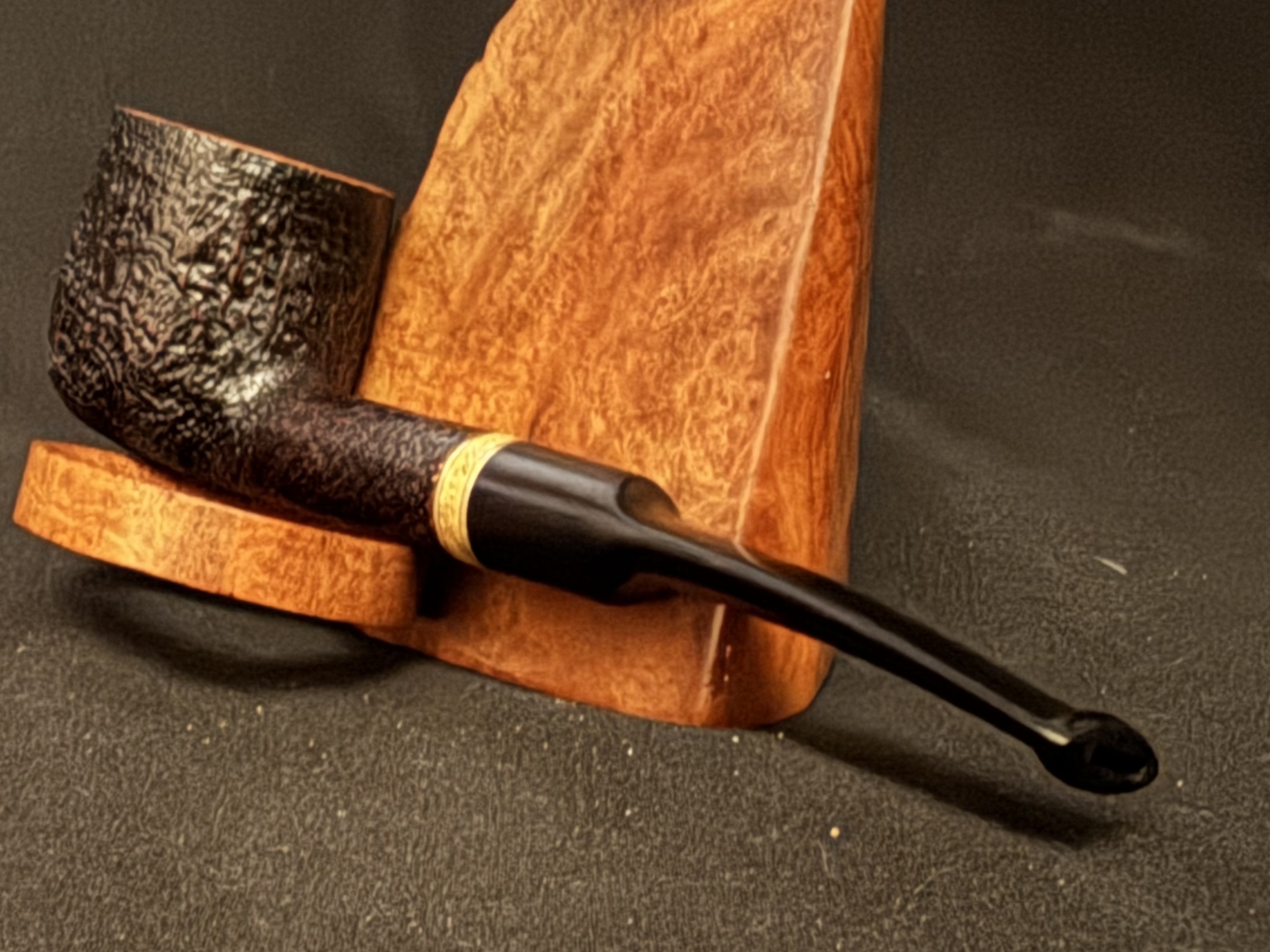 Savinelli Punto Oro Mister G 122 Bent Pot Sandblast Briar Pipe 6mm Filter 9