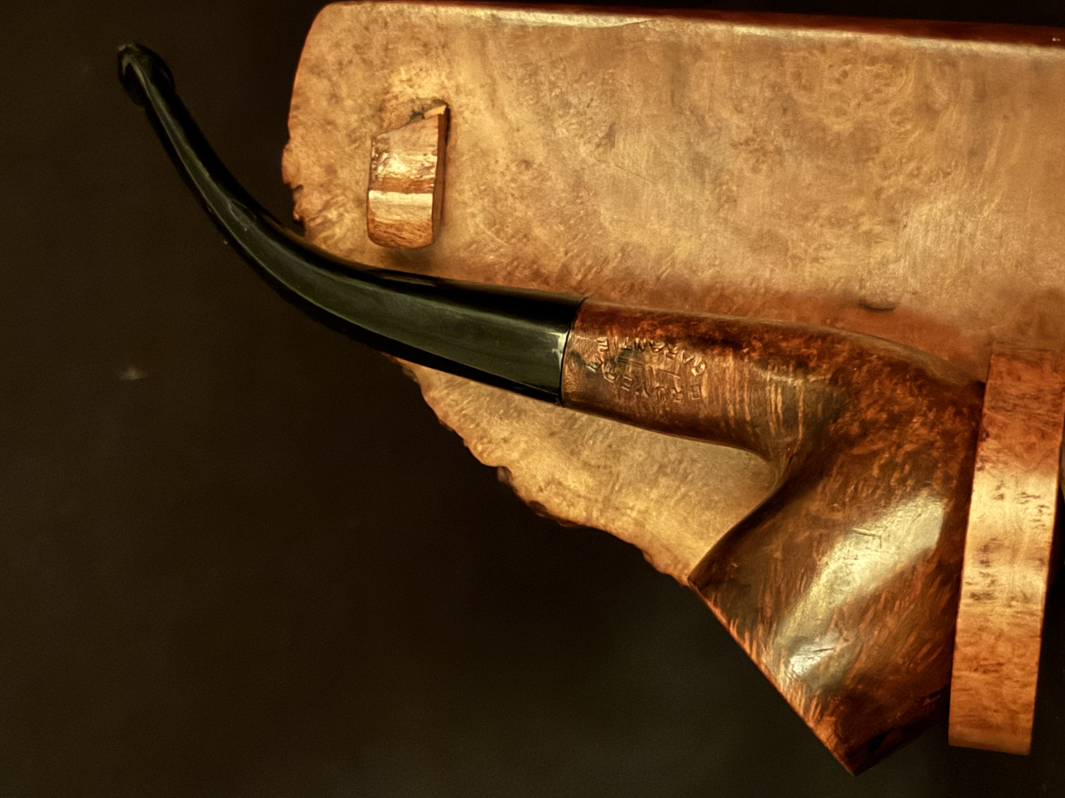 Bent Billiard Estate Pipe - Bruyere Garantie Stamp - Smooth Briar, Acrylic Tapered Stem, Fishtail Bit - No Filter - Pipe 559