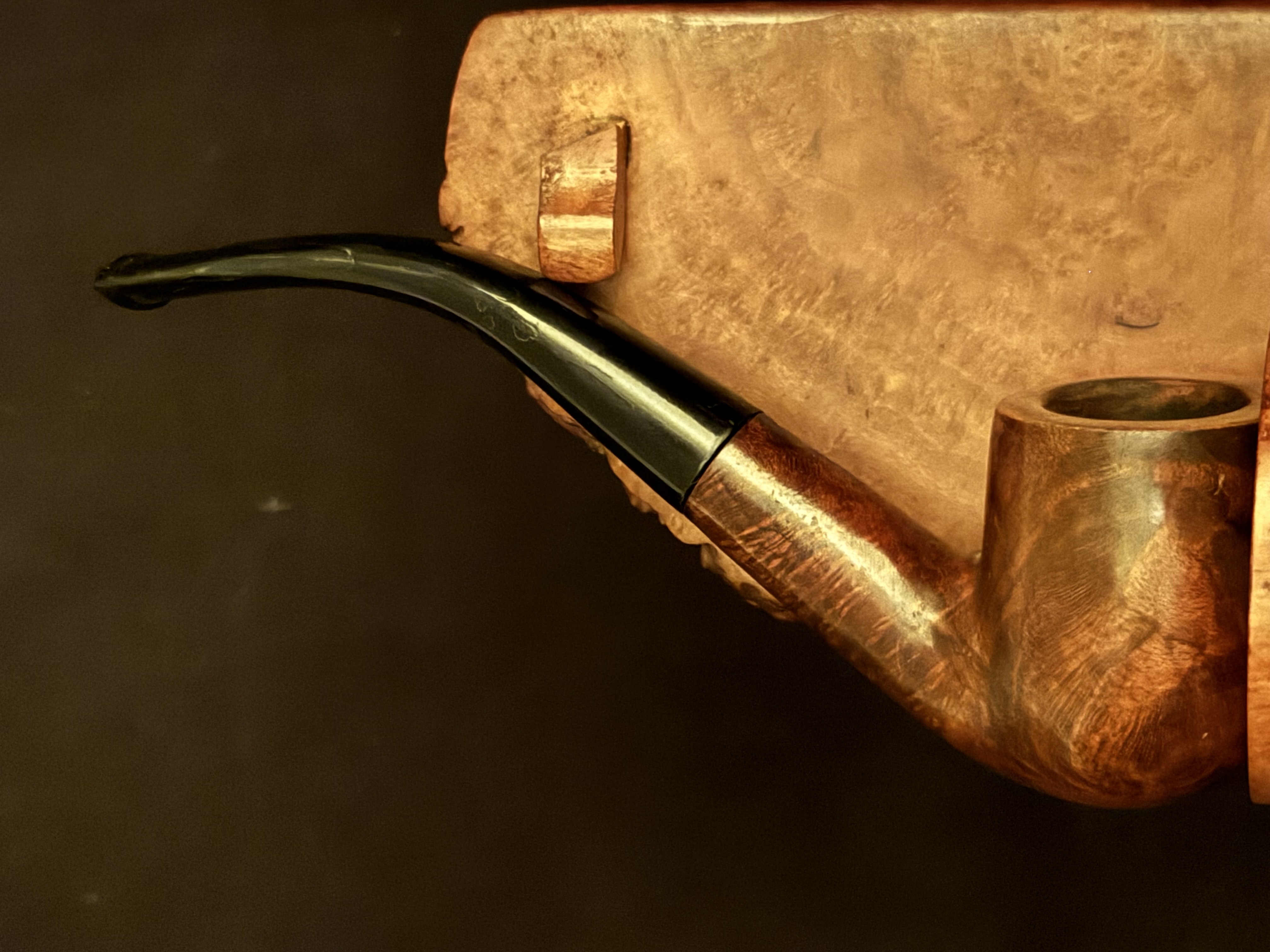 Bent Billiard Estate Pipe - Bruyere Garantie Stamp - Smooth Briar, Acrylic Tapered Stem, Fishtail Bit - No Filter - Pipe 559 2