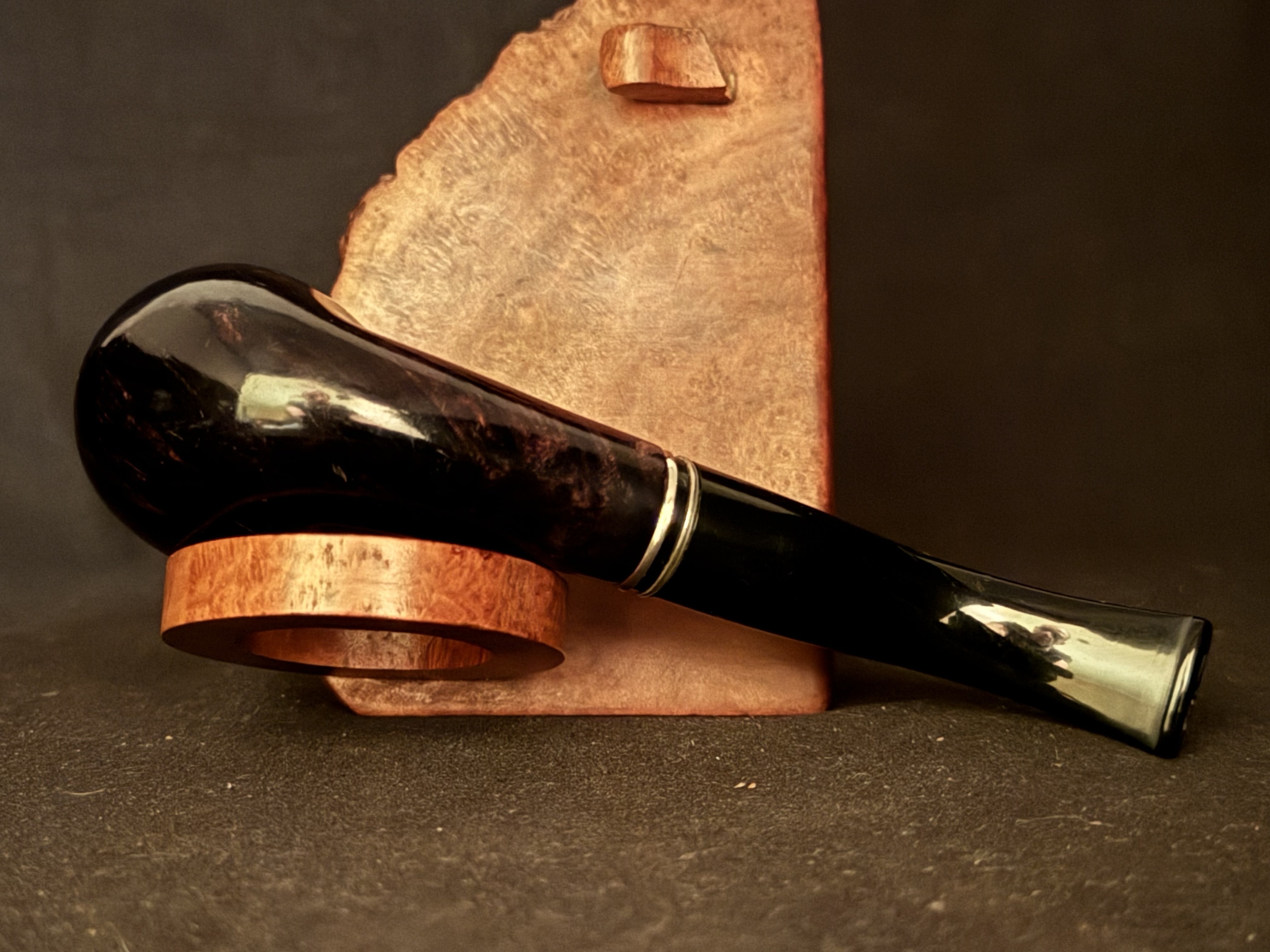 TOMA Bent Billiard Smooth Briar Estate Pipe - Acrylic Taper Stem, Fishtail, 9mm Filter, Double Band 6