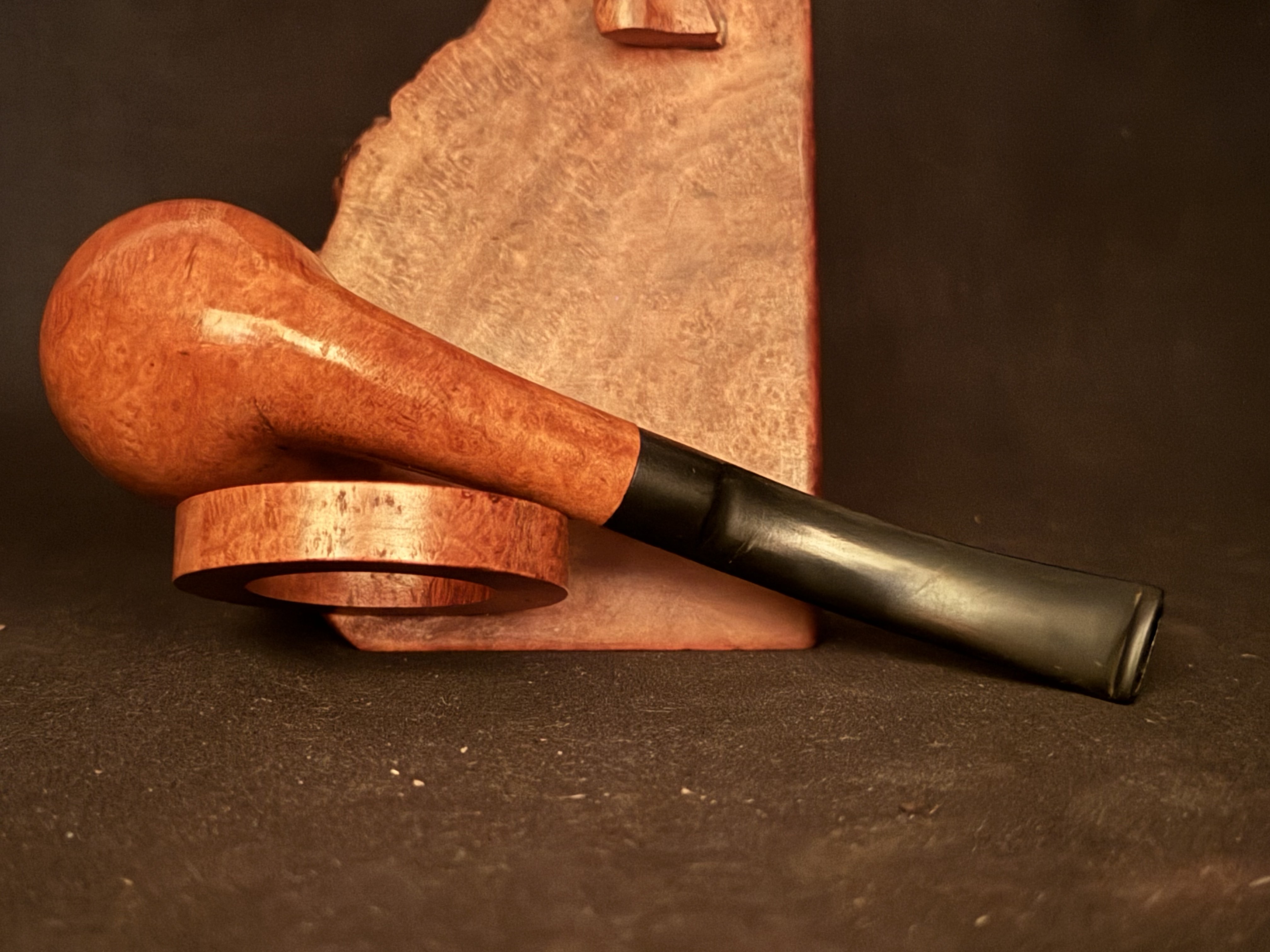 Heibe World - Pipe Smooth Bent Billiard Estate Pipe, Featherweight Briar, Vulcanite Saddle Stem 9