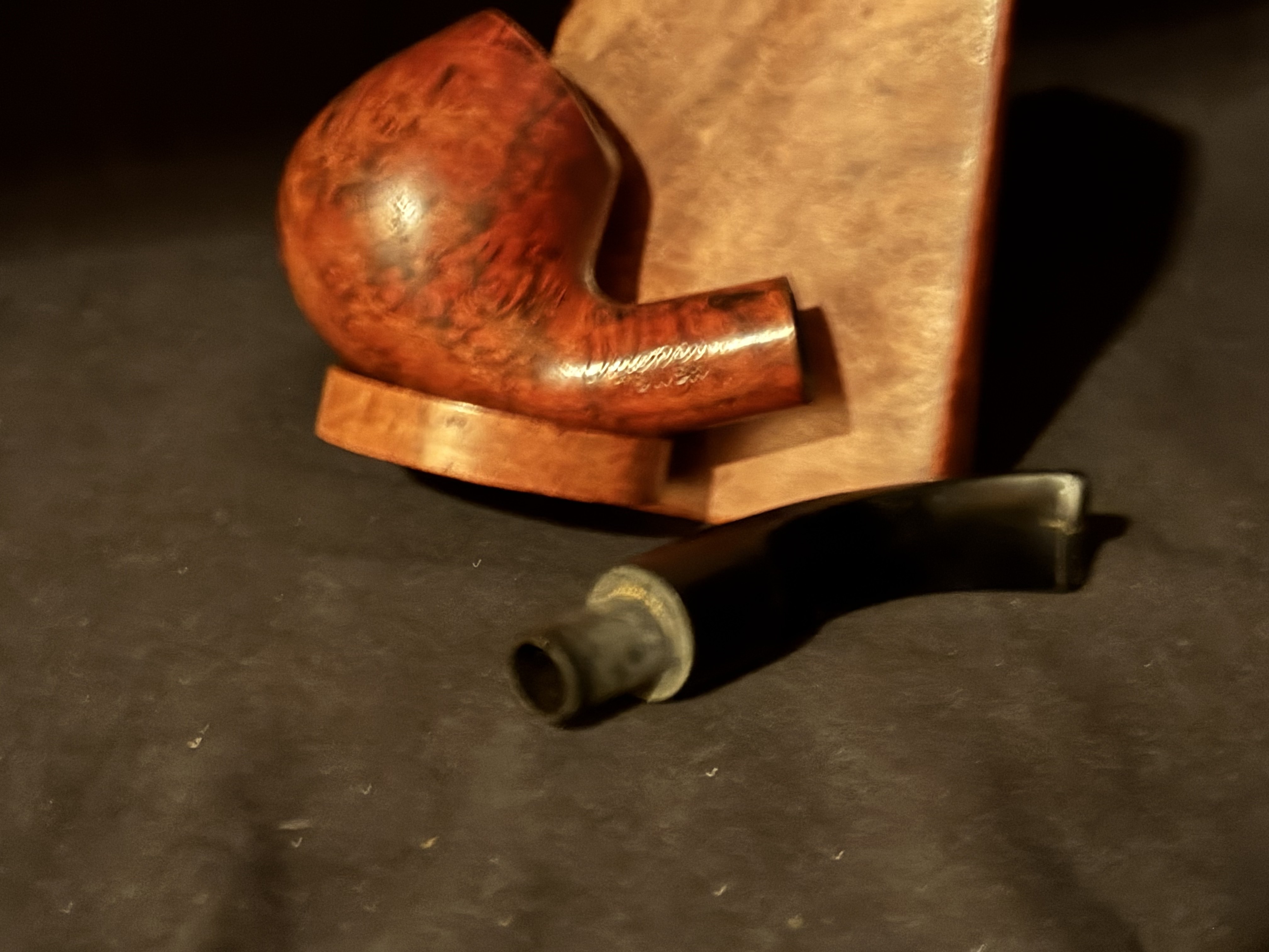 Oldenkott TOWER Smooth Bent Brandy Estate Pipe - Vulcanite Saddle Stem, 9mm Filter 2