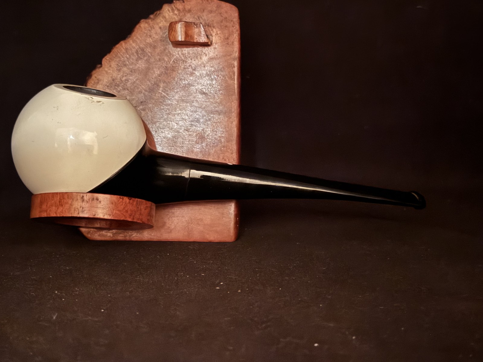 Vauen ITO 1 Apple Shape Briar Pipe - Painted Black and White Bowl - Acrylic Fishtail Stem - Estate Pipe 5