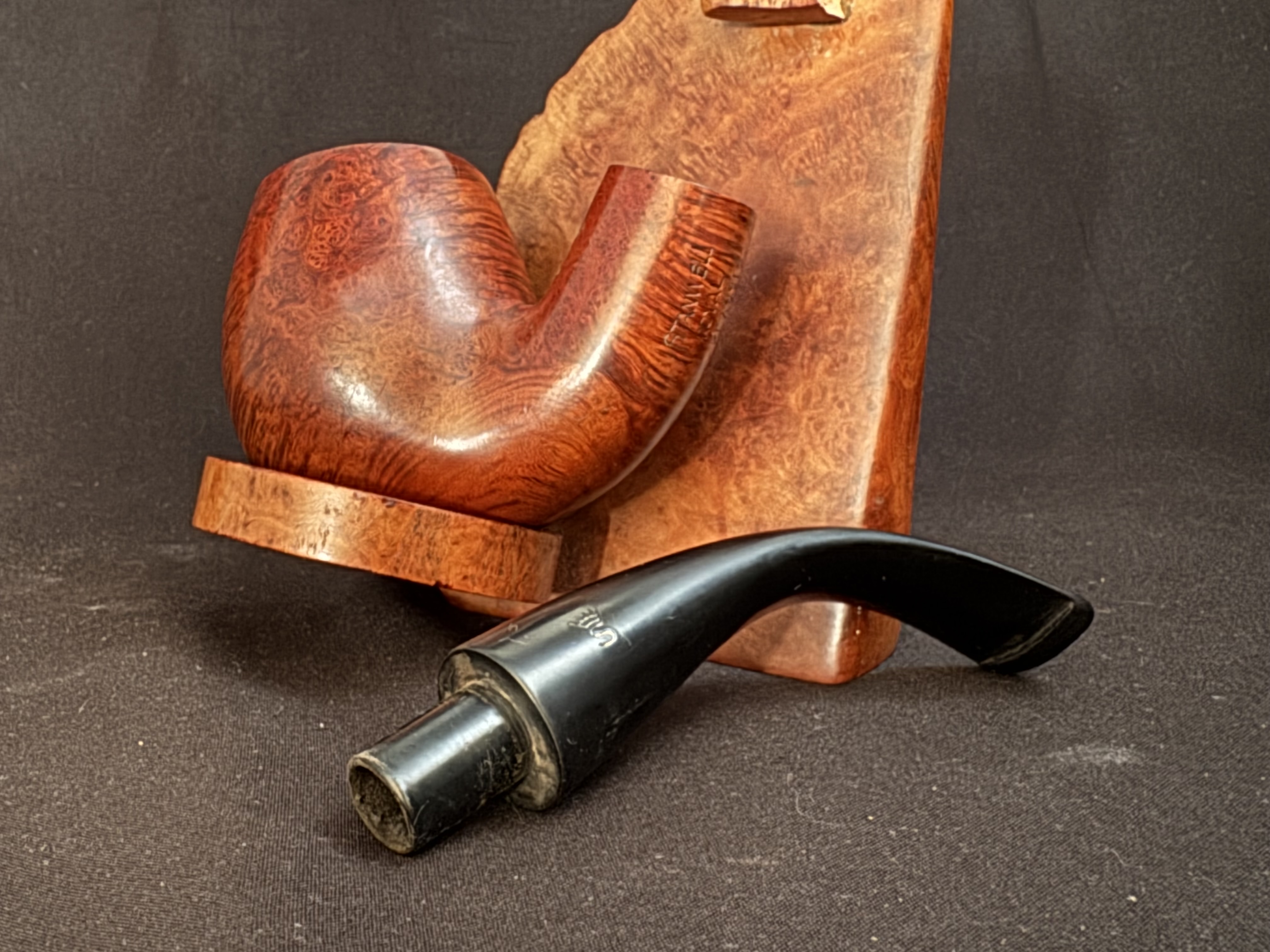 Stanwell Royal Klassic 160 Smooth Full Bent Apple Estate Pipe, Vulcanite Tapered Stem, 9mm Filter, Made in Denmark 11