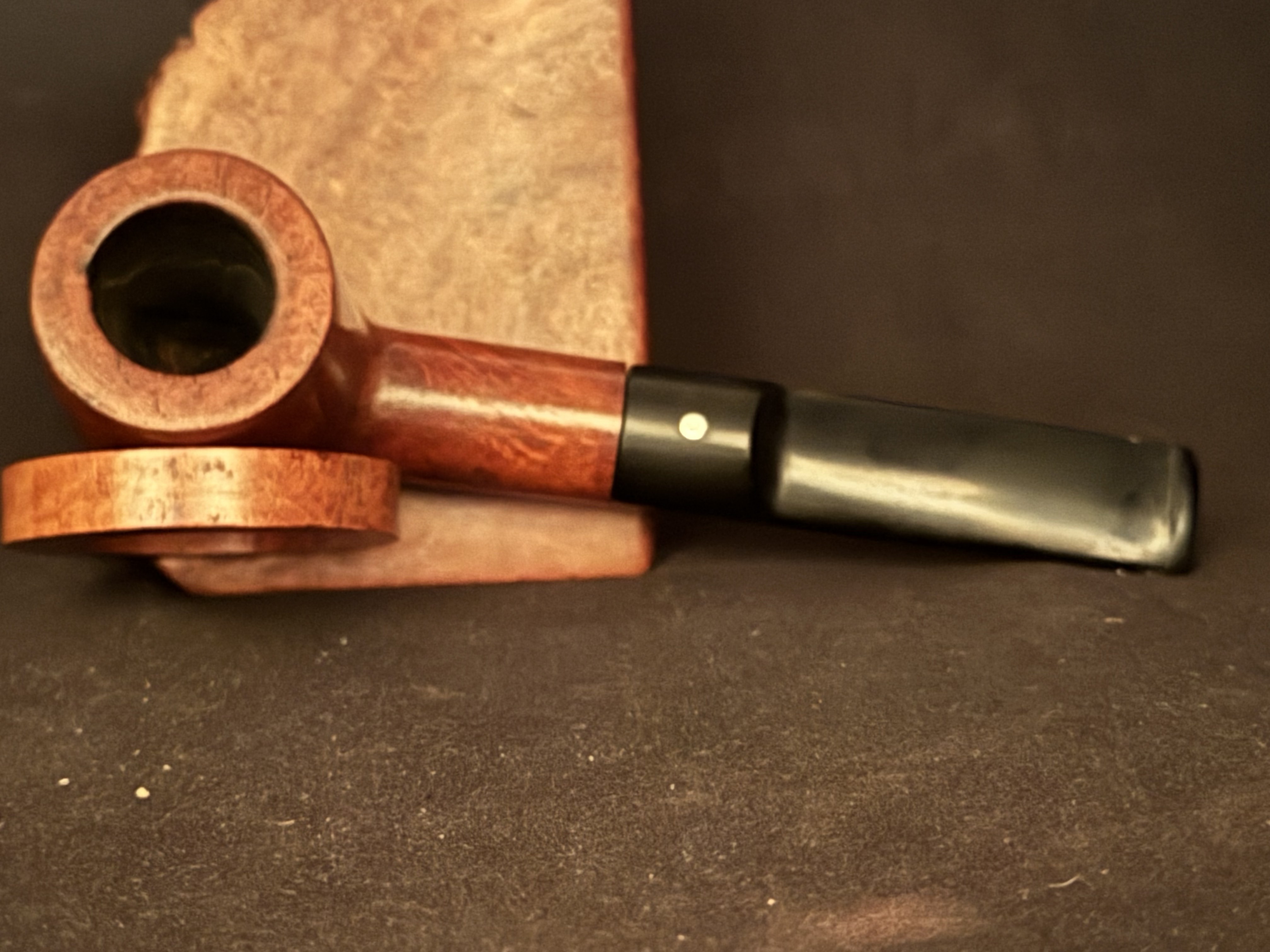 Heibe Bruyer Smooth Billiard Estate Pipe - Chubby Shank, Vulcanite Saddle Stem, 9mm Filter 5