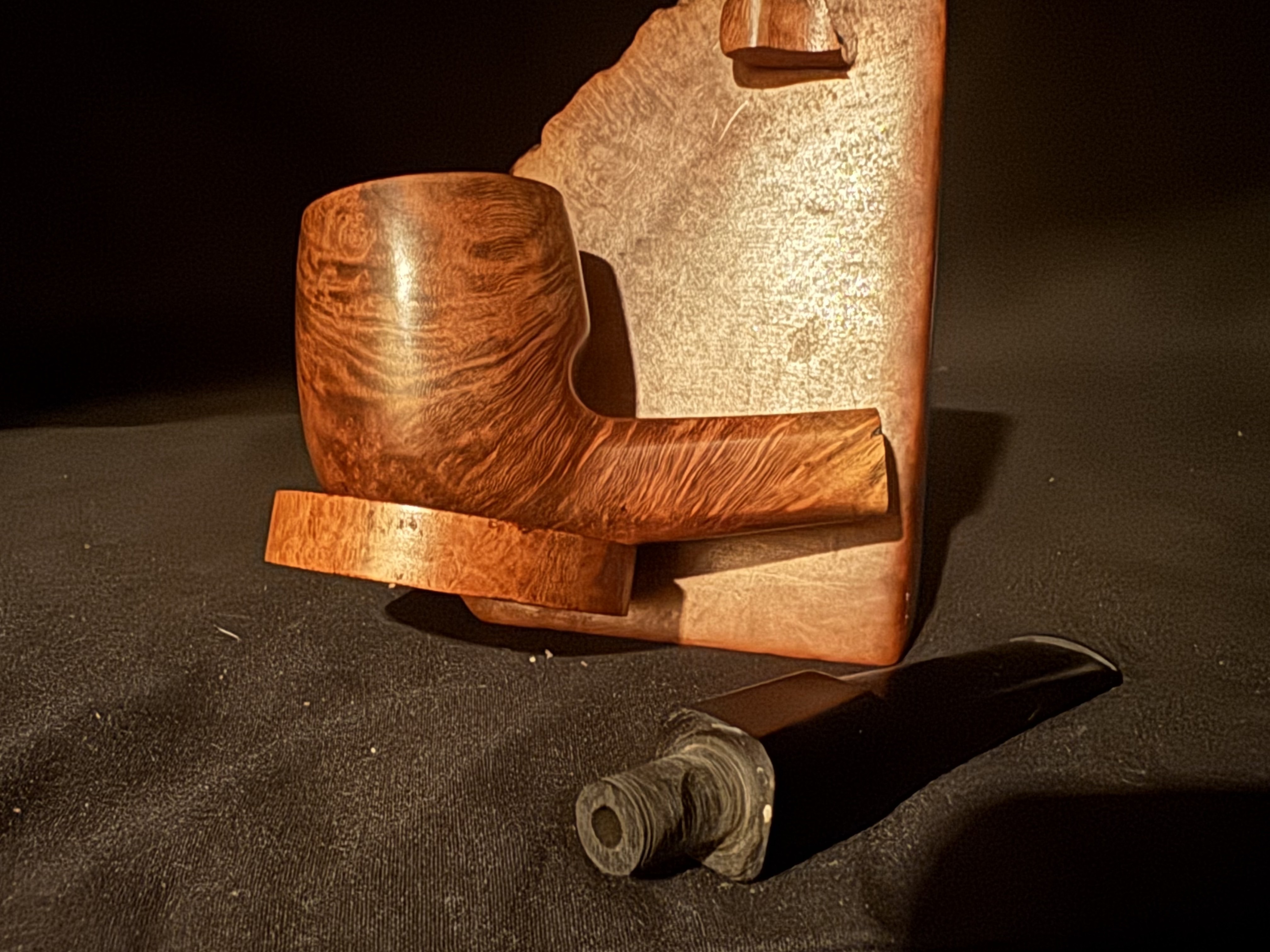 Unmarked High-Grade Smooth Billiard, Square Paneled Shank, Vulcanite Saddle Stem, Fishtail Estate Pipe 3