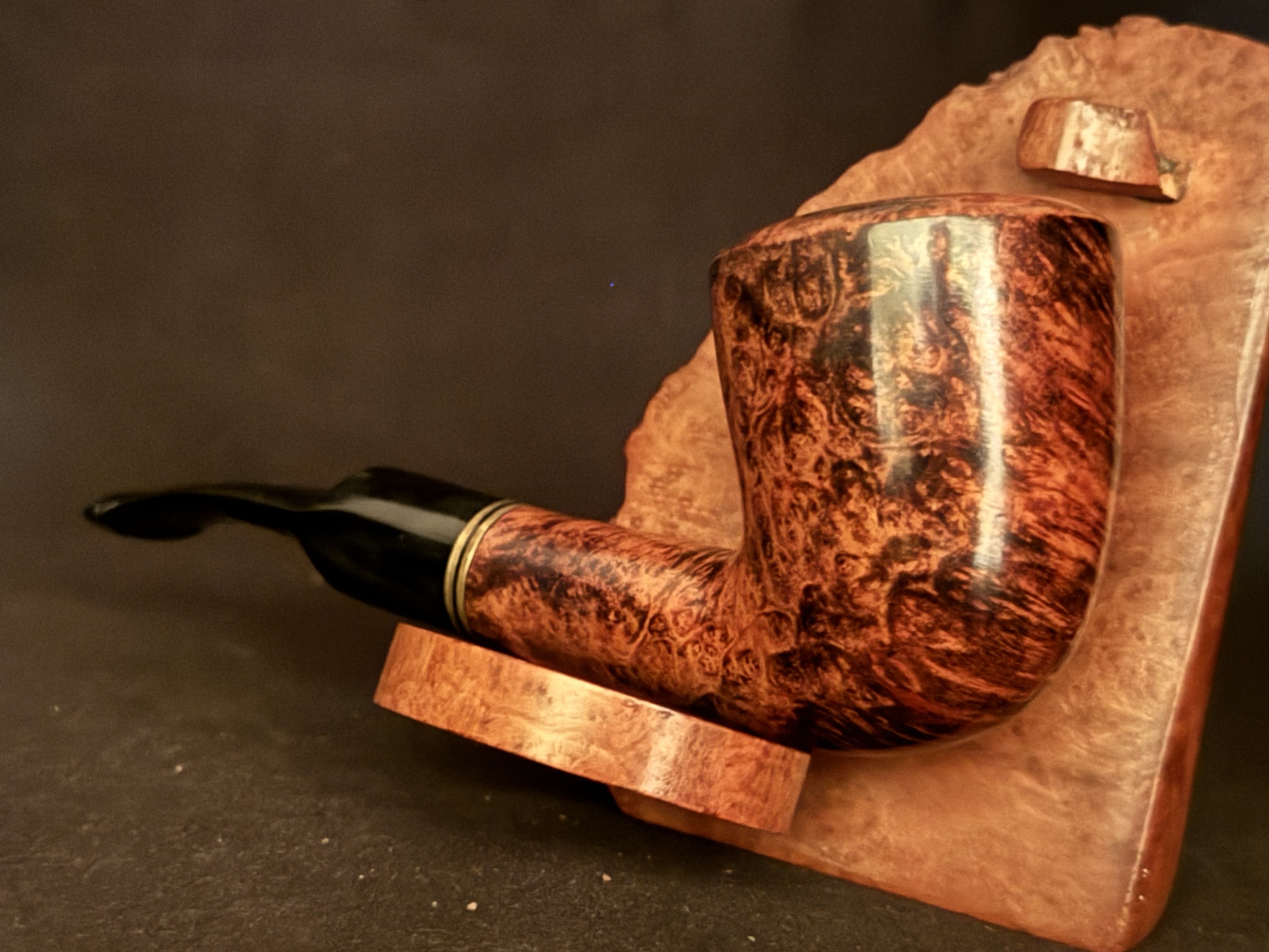 Molina Italy Smooth Straight Dublin Estate Pipe - Acrylic Saddle Stem, 9mm Filter, Fishtail 8