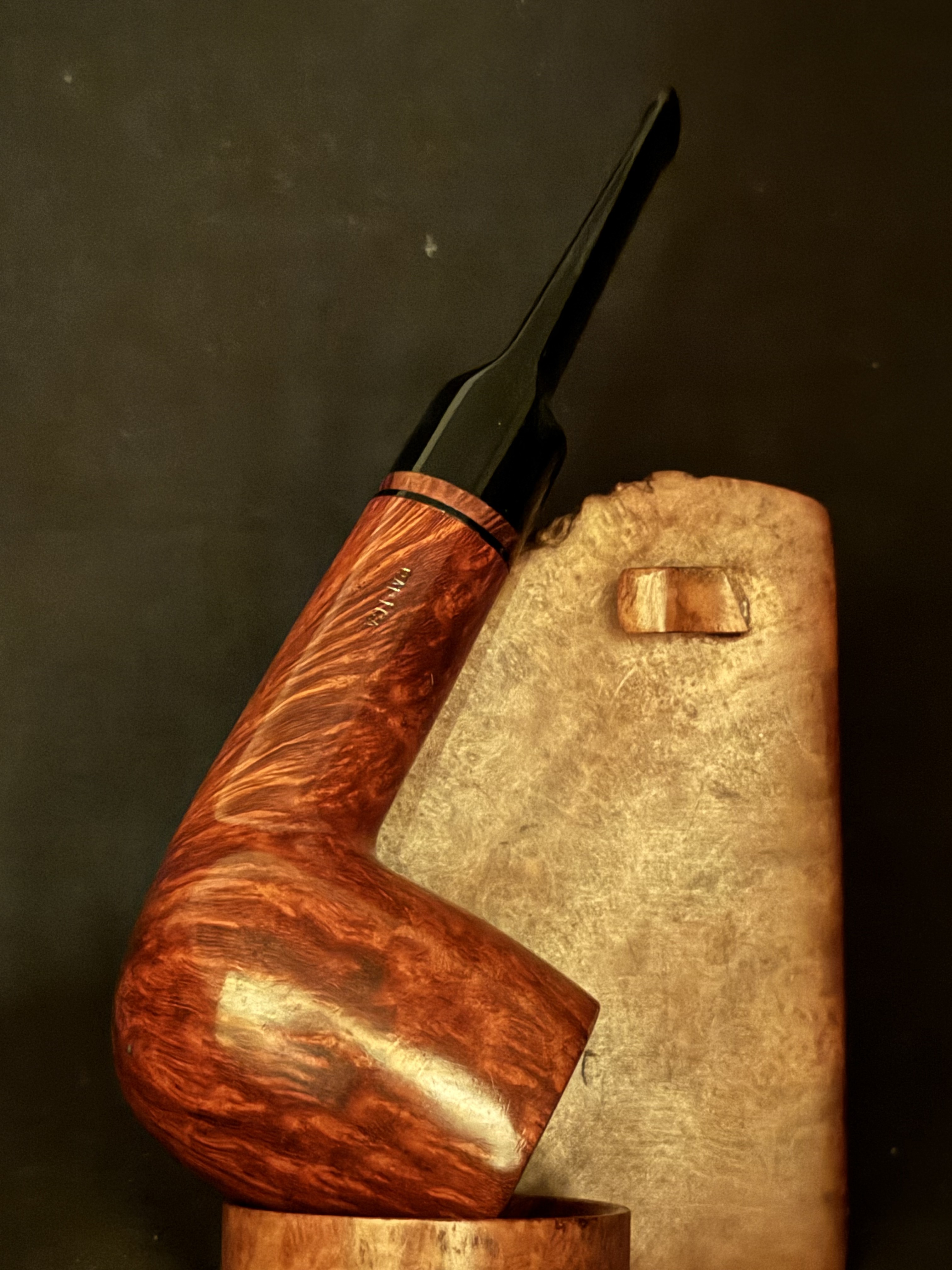 Bartoni Radica 80 Smooth Straight Billiard Estate Pipe - Large Bowl, Acrylic Saddle Stem, Fishtail, 9mm Filter