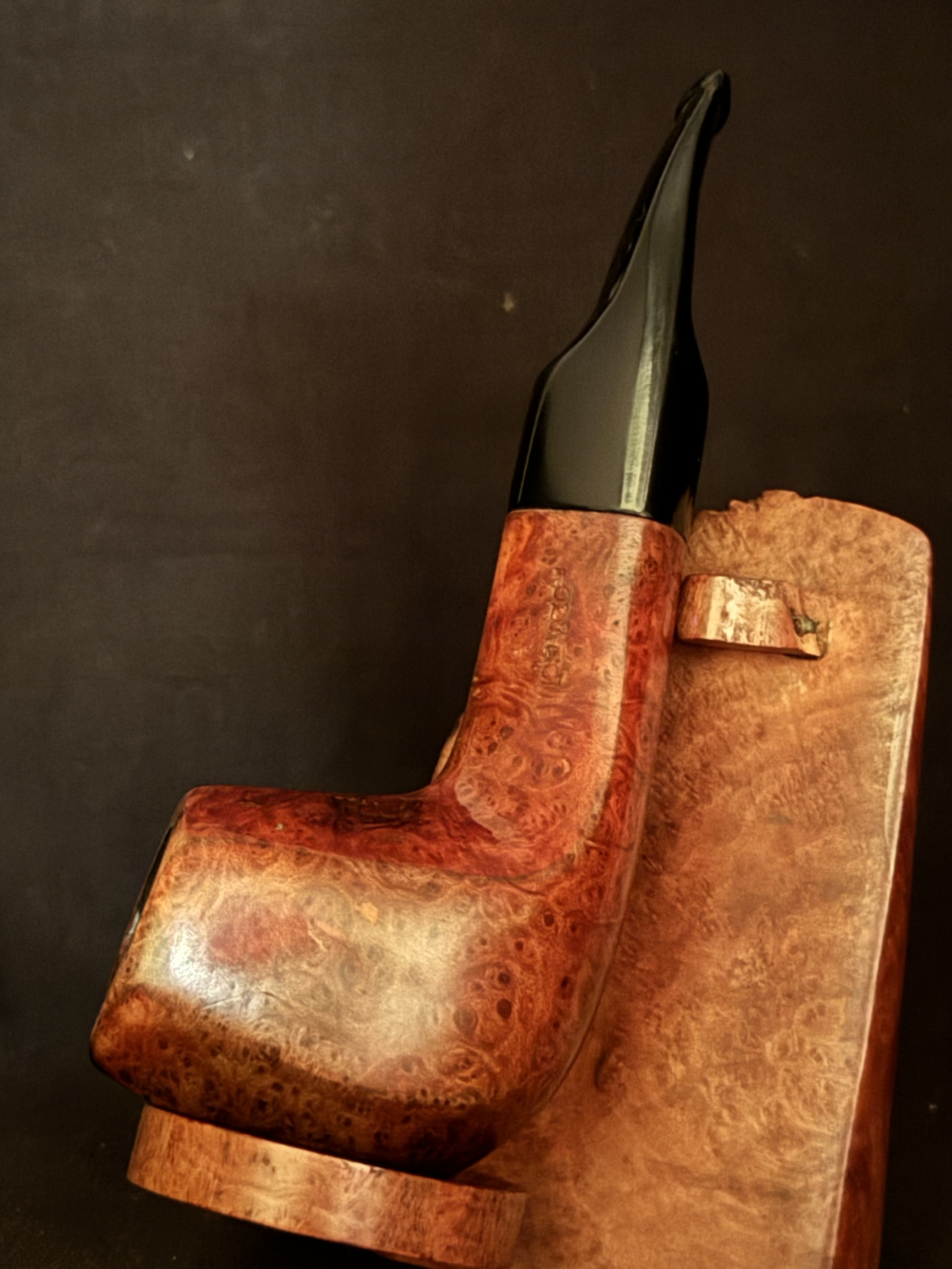 Lorenzo 991 Hexagonal Paneled Brandy Estate Pipe - Diamond Shank Acrylic Saddle Stem