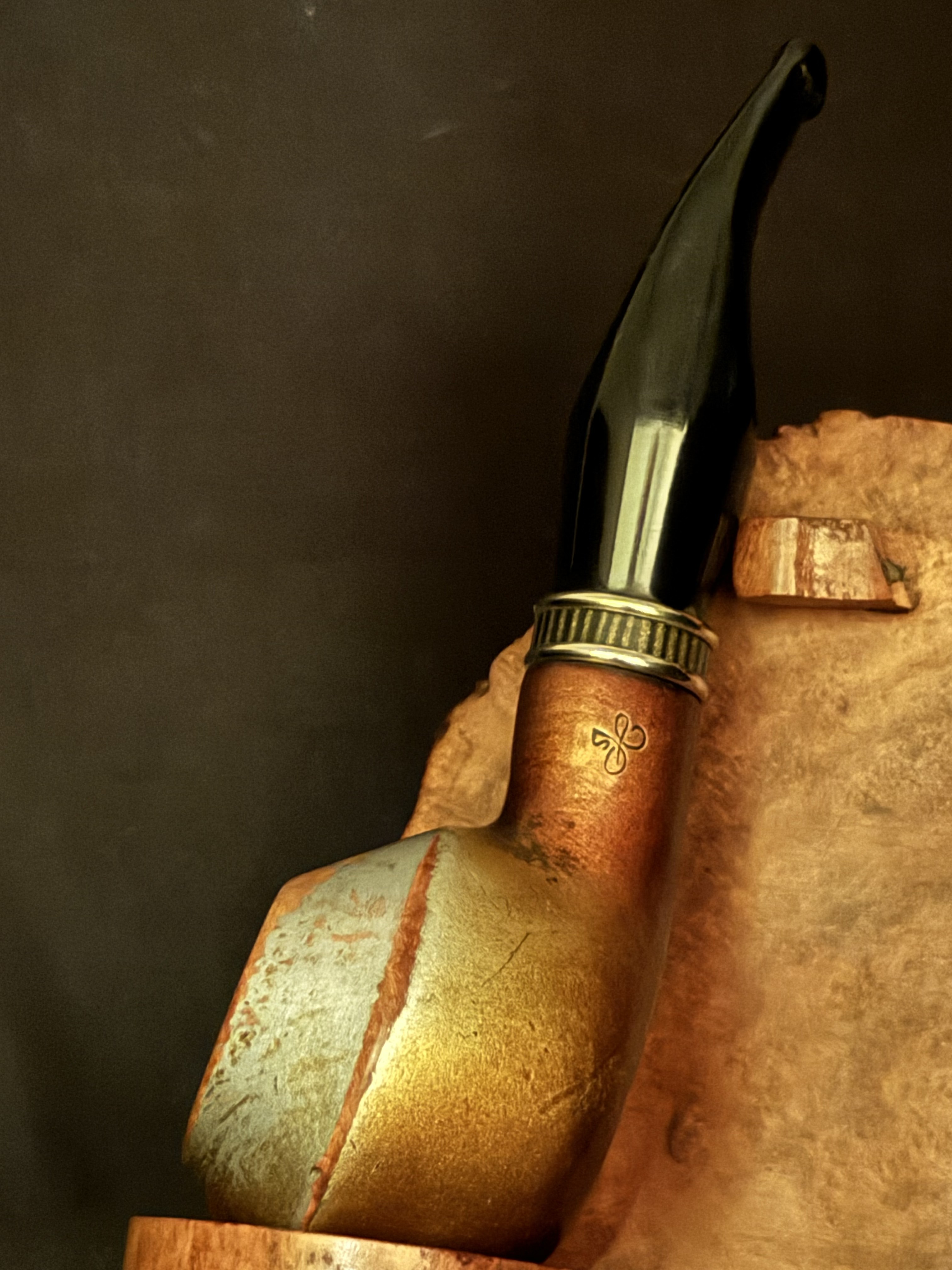 Estate Pipe - Stamped jB - Smooth Straight Pot - Double Brass Band - Acrylic Tapered Fishtail Stem, 9mm Filter 3