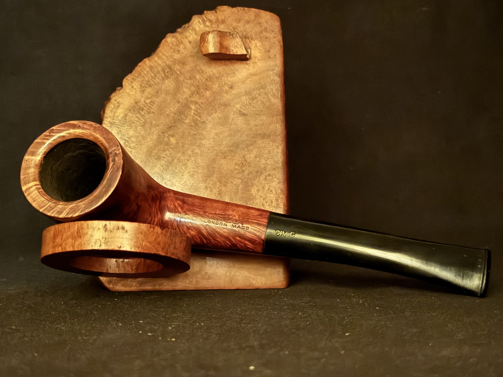 Royal Ascot London Made Smooth Straight Zulu Shape Estate Pipe - Acrylic Tapered Stem 8