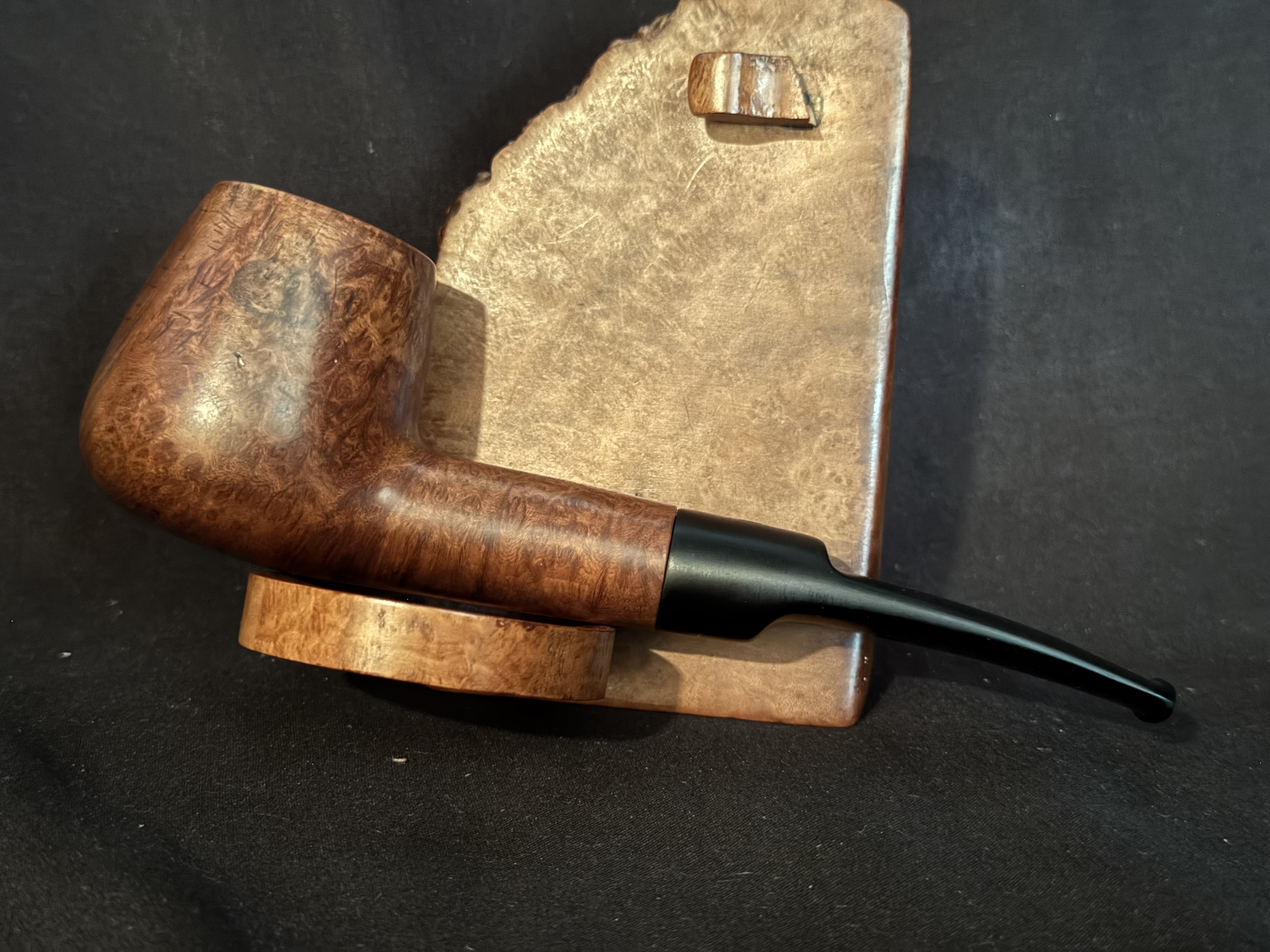 Spitfire by Lorenzo Lario Smooth Brandy Estate Pipe, Oval Shank, 9mm Filter, Fishtail Vulcanite Stem 3