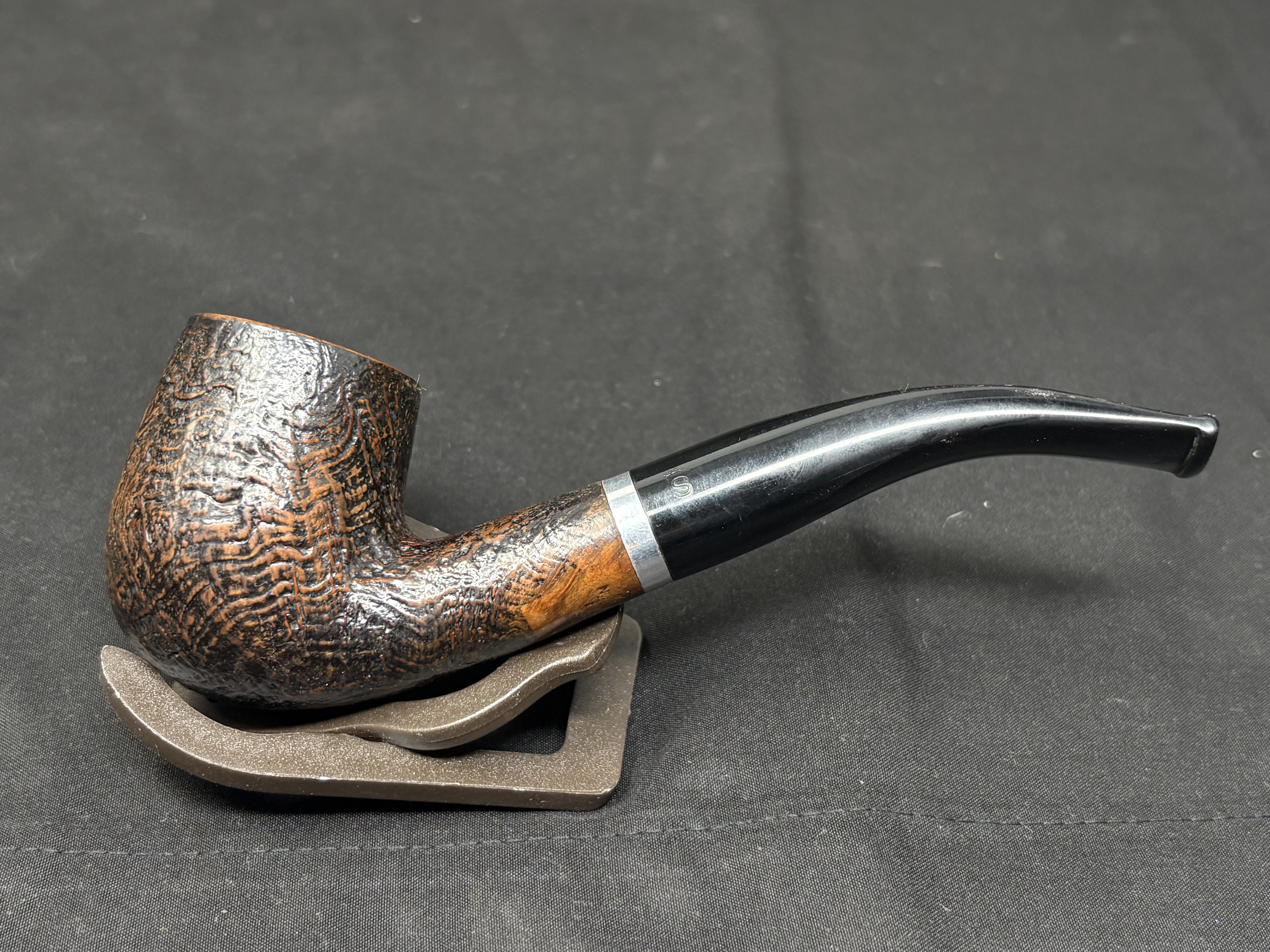 Stanweel Danish Design Relief 246 Sandblast Bent Billiard Estate Pipe