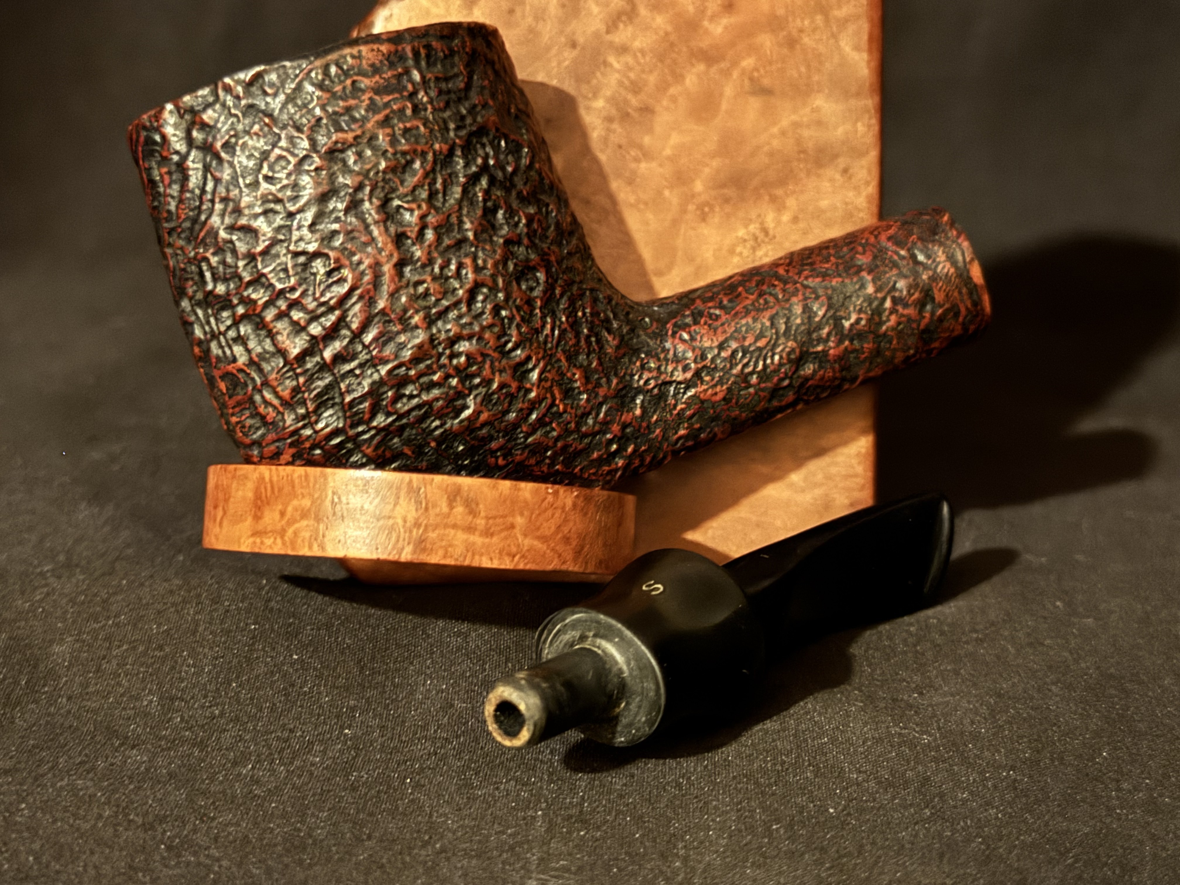 Stanwell Hand Made Reg. 969-48 Shape 02 Sandblast Briar Estate Pipe Denmark 9