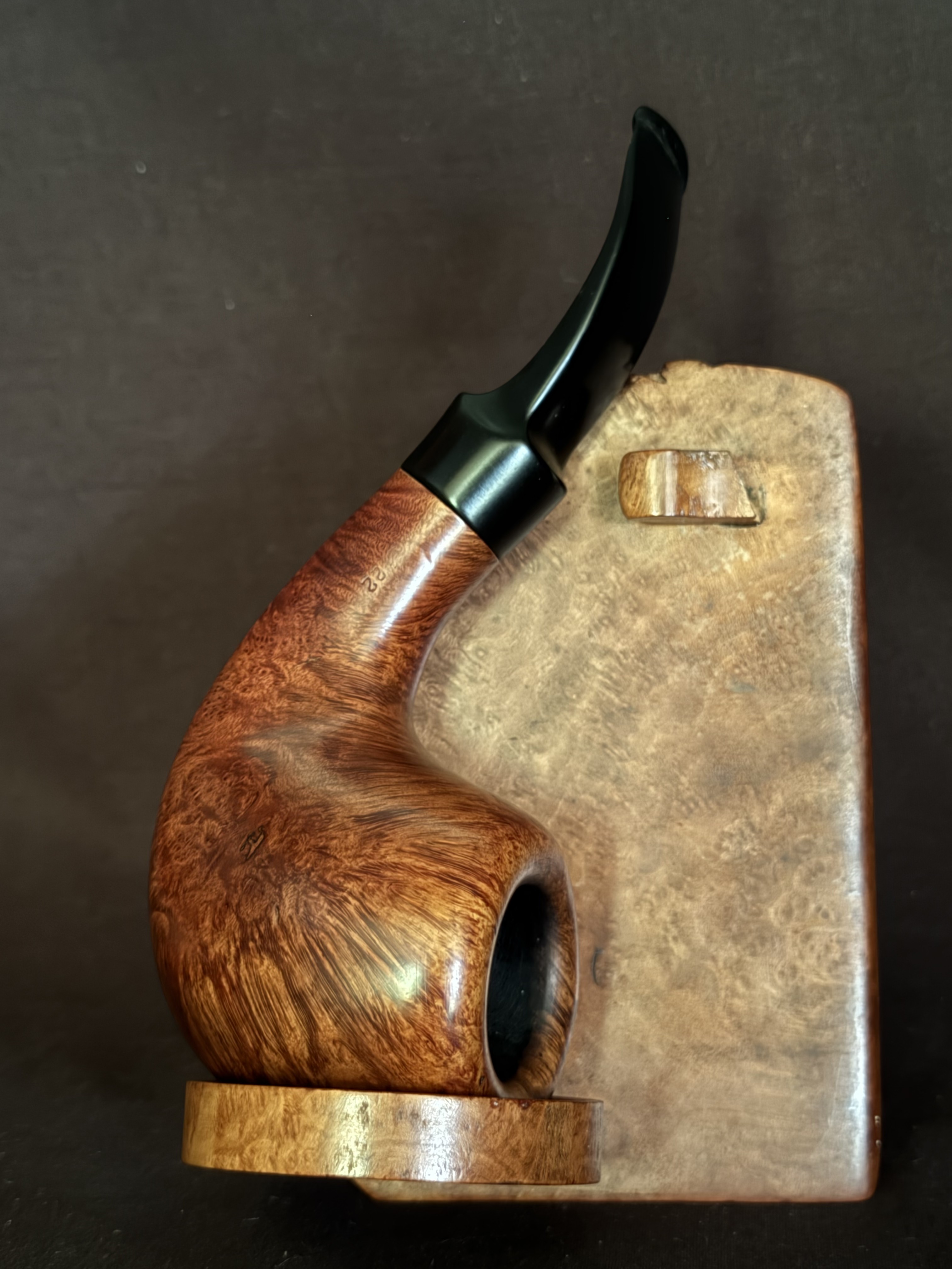Stanwell Royal Briar Bent Acorn Shape 22 Smooth Finish Danish Estate Pipe, 1980-2015 2