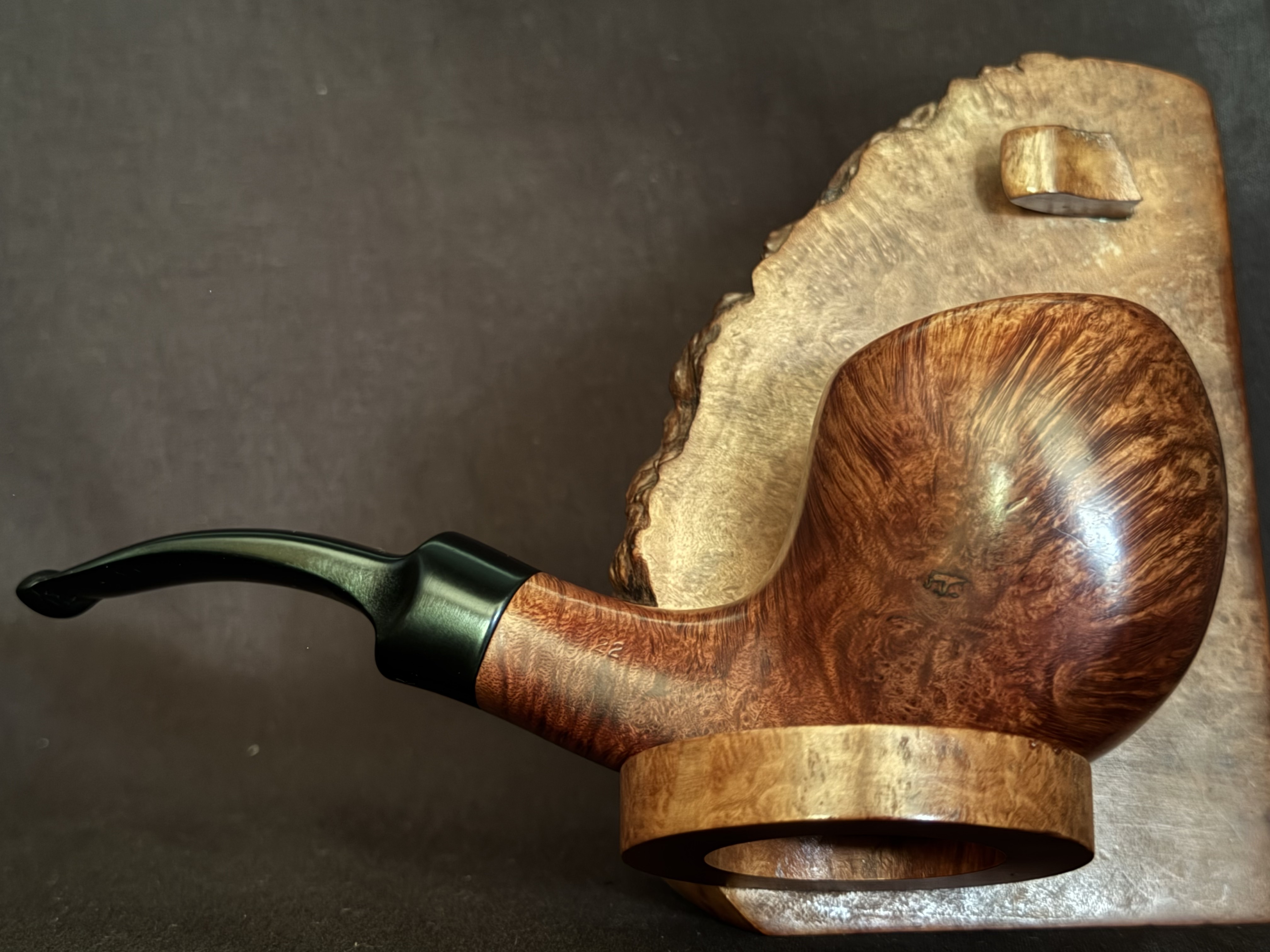 Stanwell Royal Briar Bent Acorn Shape 22 Smooth Finish Danish Estate Pipe, 1980-2015 4