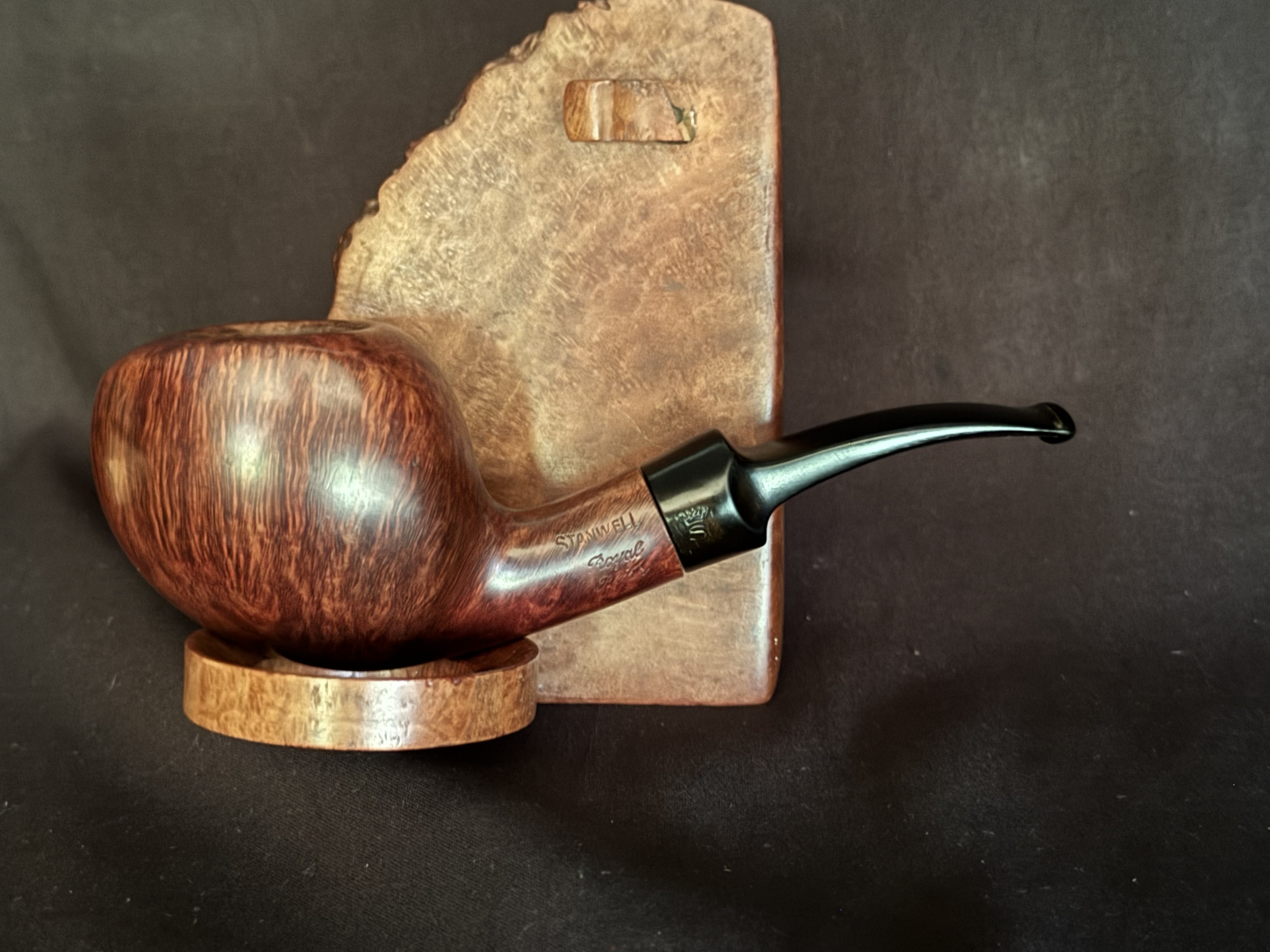 Stanwell Royal Briar Shape 77 Freehand Estate Pipe - Sixten Ivarsson Design, Danish Briar, Vulcanite 13
