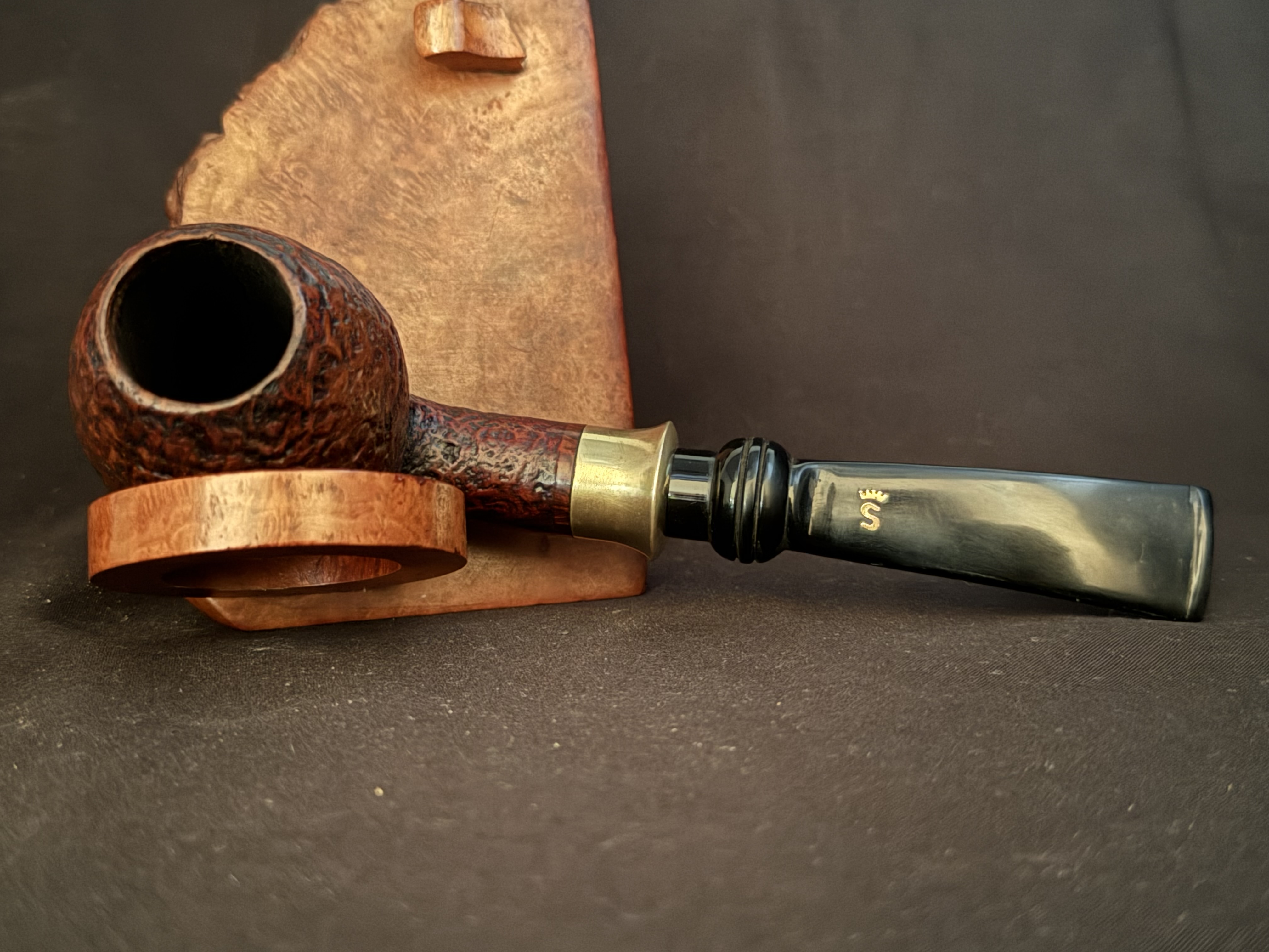 Stanwell Tulip Sandblast Bent Egg Estate Pipe, Acrylic Saddle Stem, Gold Tone Crown S Logo, 9mm Filter, Made in Denmark 6