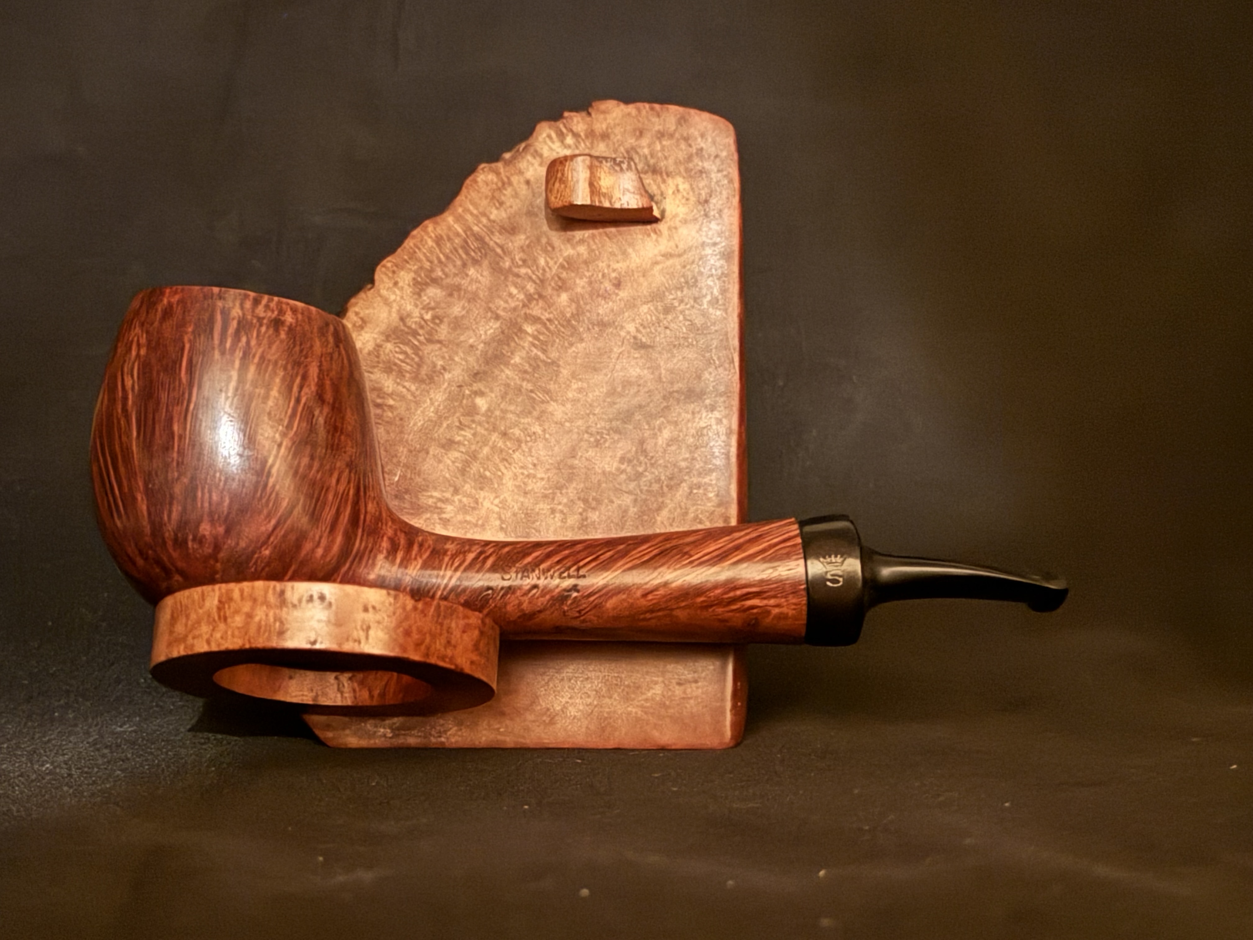 Stanwell Walnut 124 Made In Denmark Estate Pipe 3